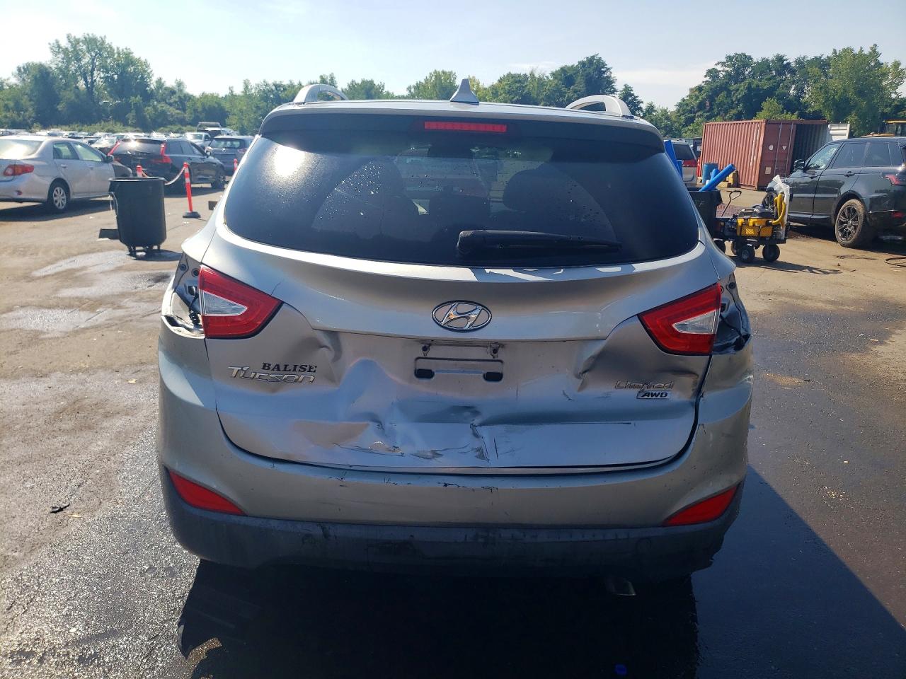 2015 Hyundai Tucson Limited Silver vin: KM8JUCAG4FU110231