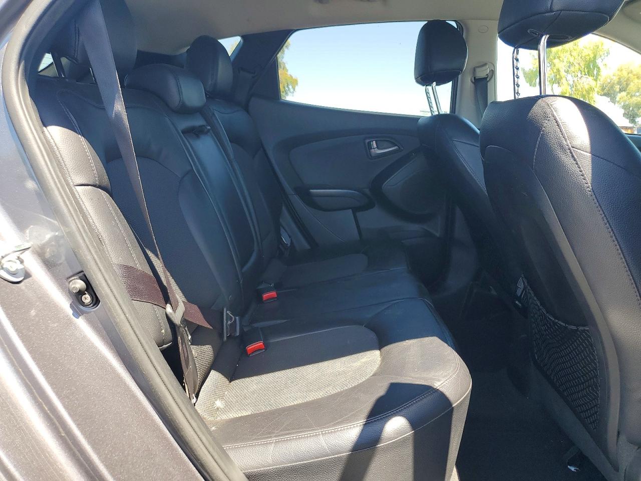2014 Hyundai Tucson Se Gray vin: KM8JUCAG5EU859425