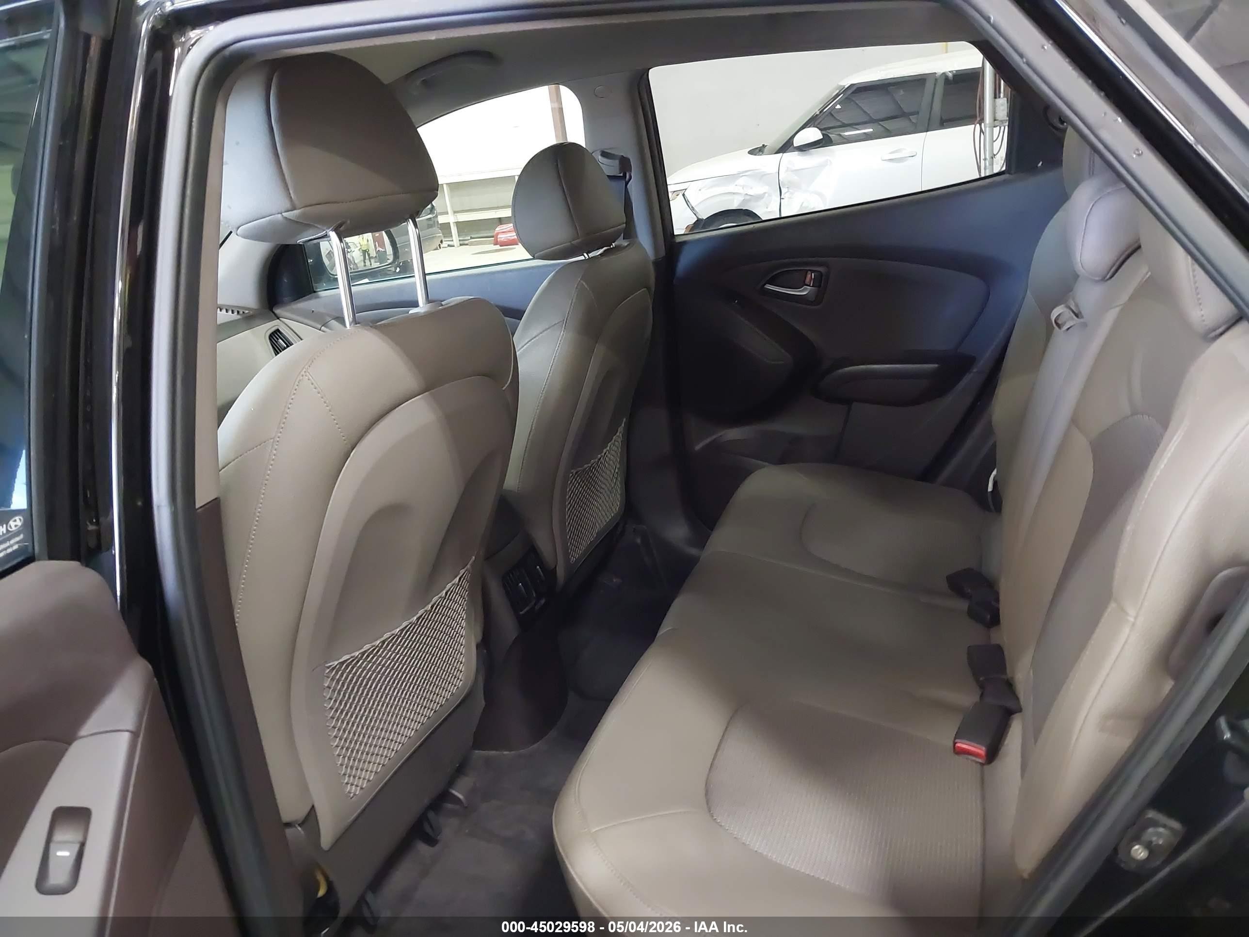 2015 Hyundai Tucson Se Black vin: KM8JUCAG5FU108634