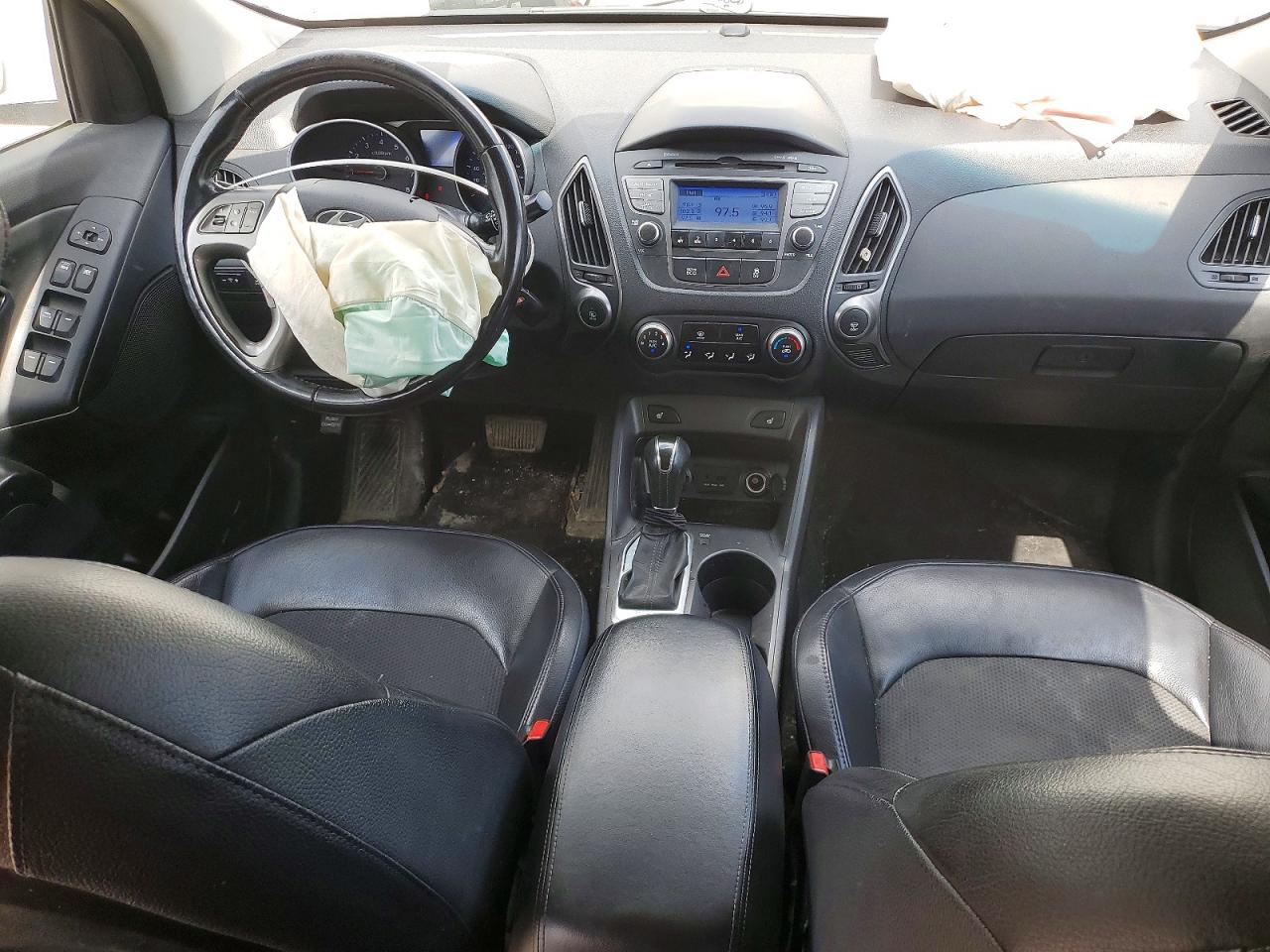 2014 Hyundai Tucson White vin: KM8JUCAG6EU792589