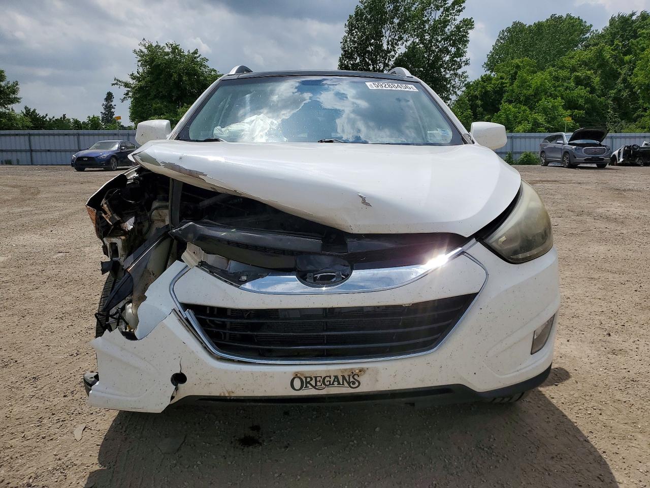 2014 Hyundai Tucson White vin: KM8JUCAG6EU792589
