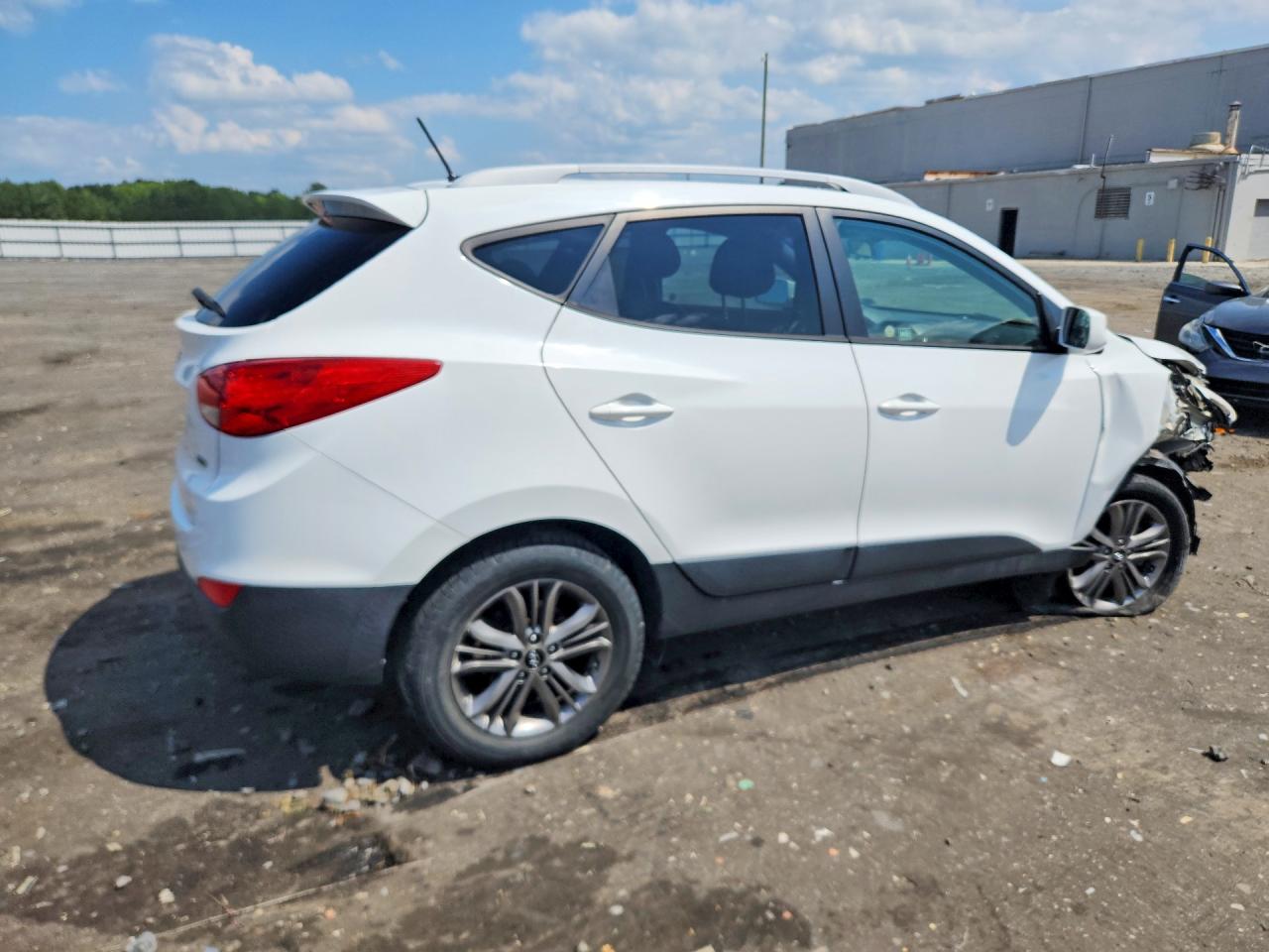 2015 Hyundai Tucson Se White vin: KM8JUCAG6FU006825