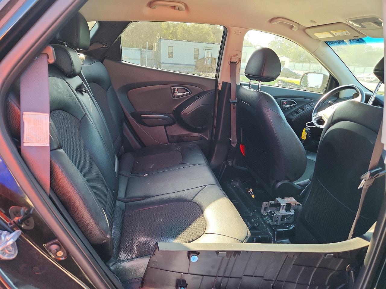 2015 Hyundai Tucson Se Черный vin: KM8JUCAG6FU085056