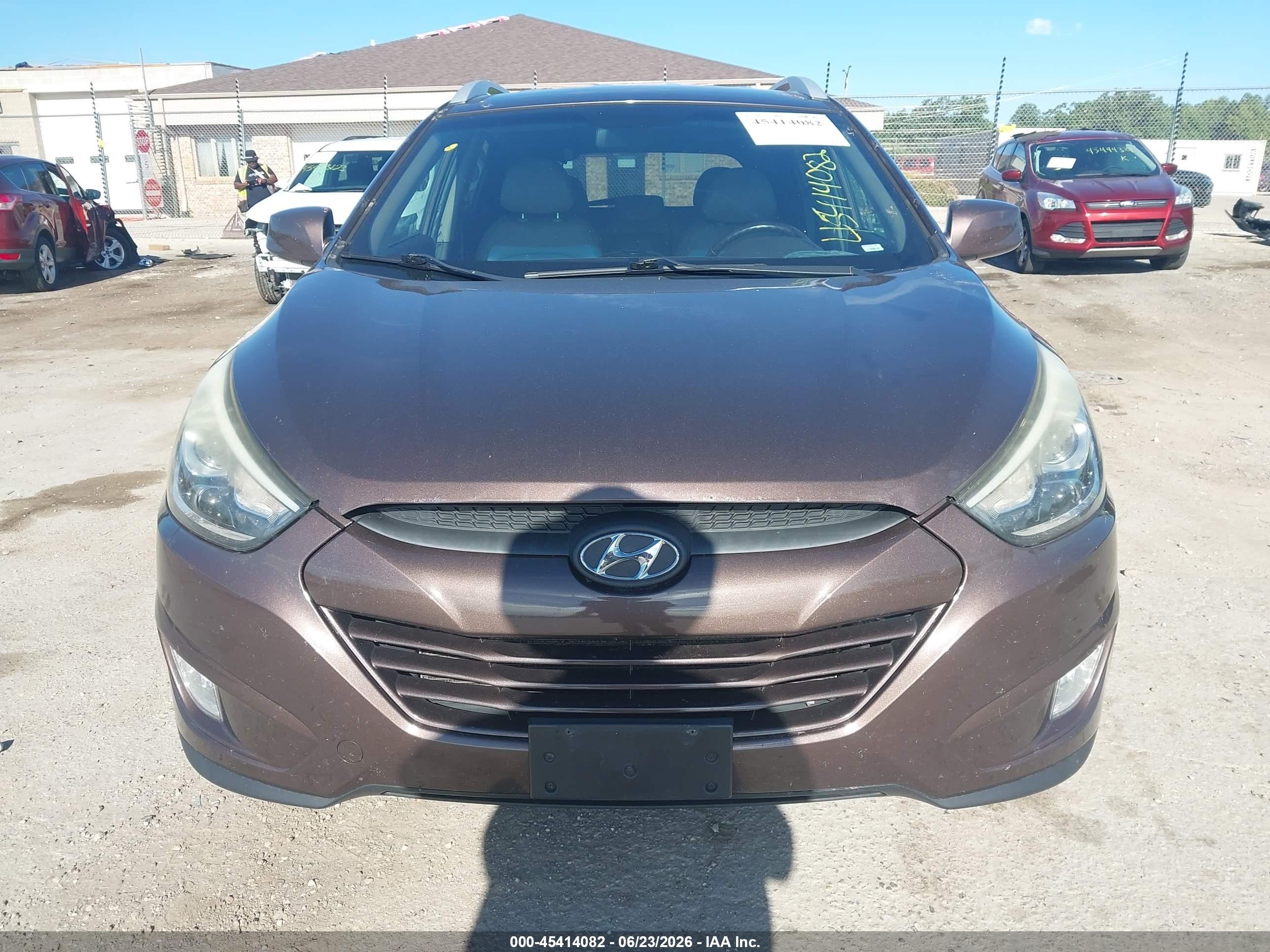 2015 Hyundai Tucson Se Brown vin: KM8JUCAG6FU988937