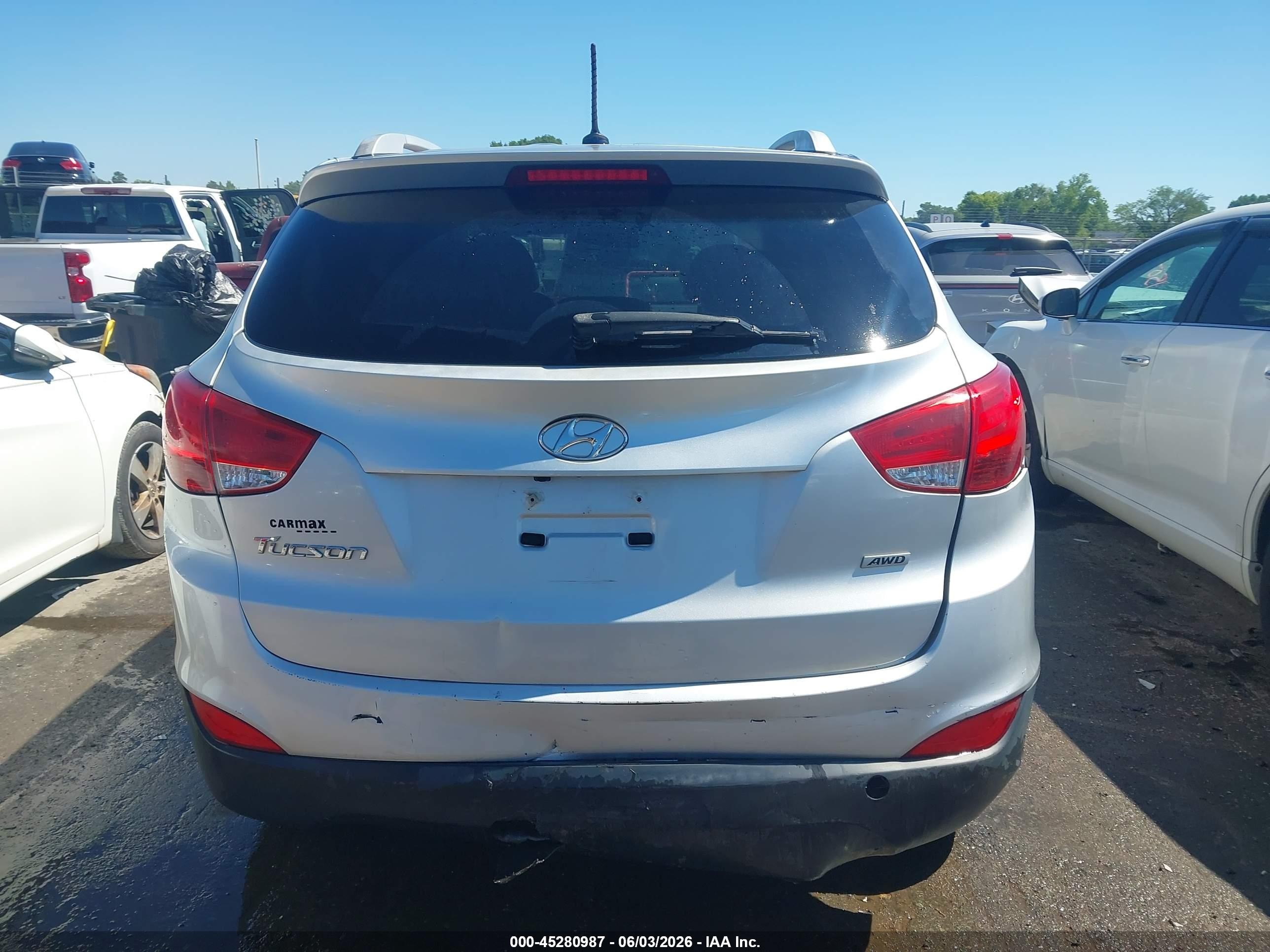 2014 Hyundai Tucson Se Silver vin: KM8JUCAG7EU830900