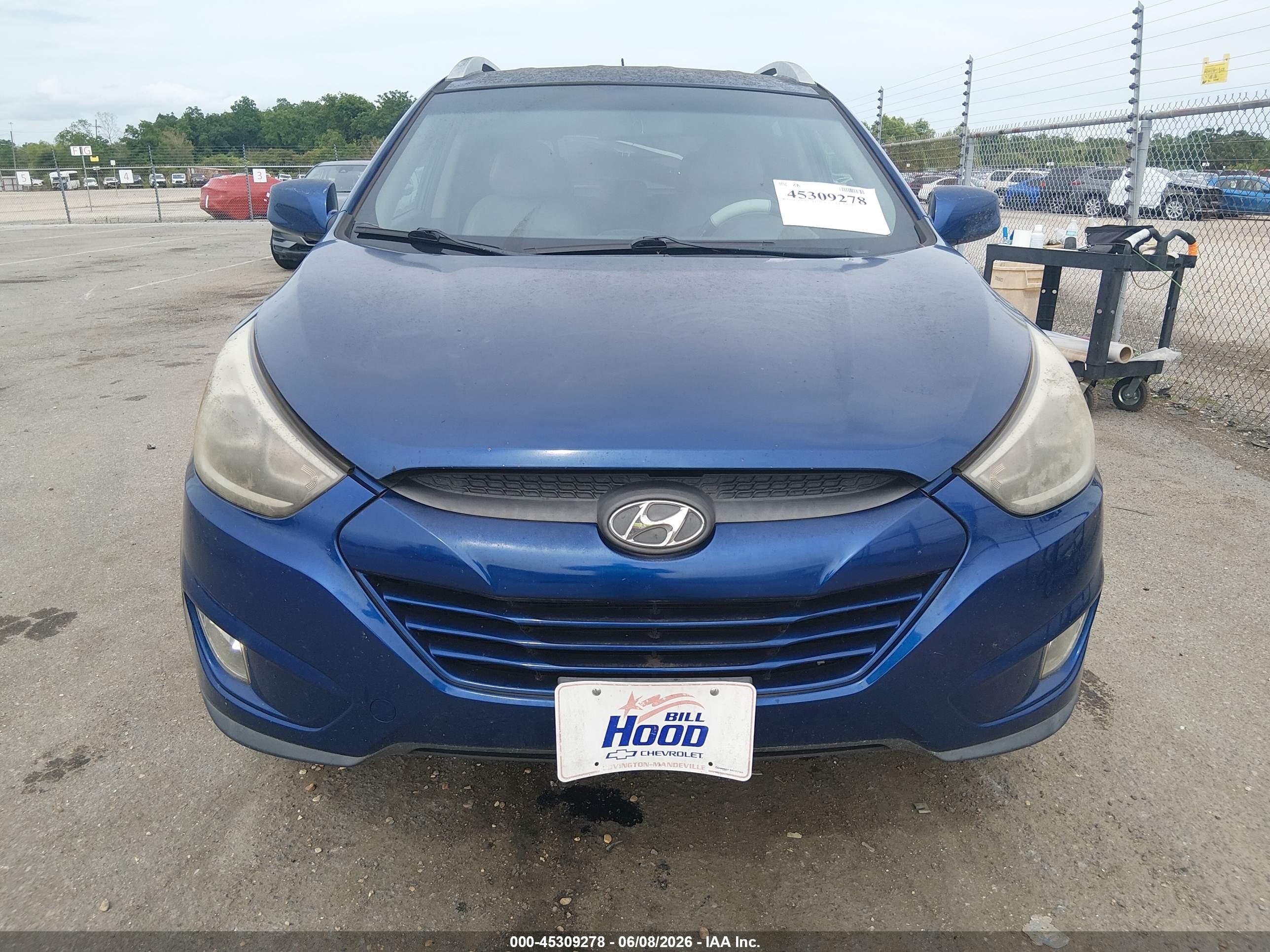 2014 Hyundai Tucson Se Синий vin: KM8JUCAG7EU895326