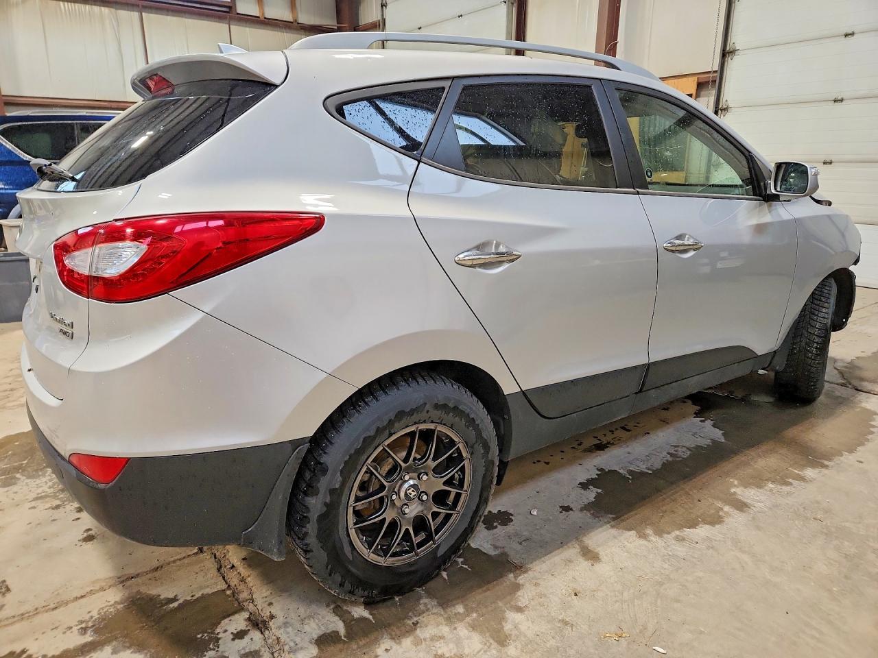 2014 Hyundai Tucson Se Silver vin: KM8JUCAG8EU847348