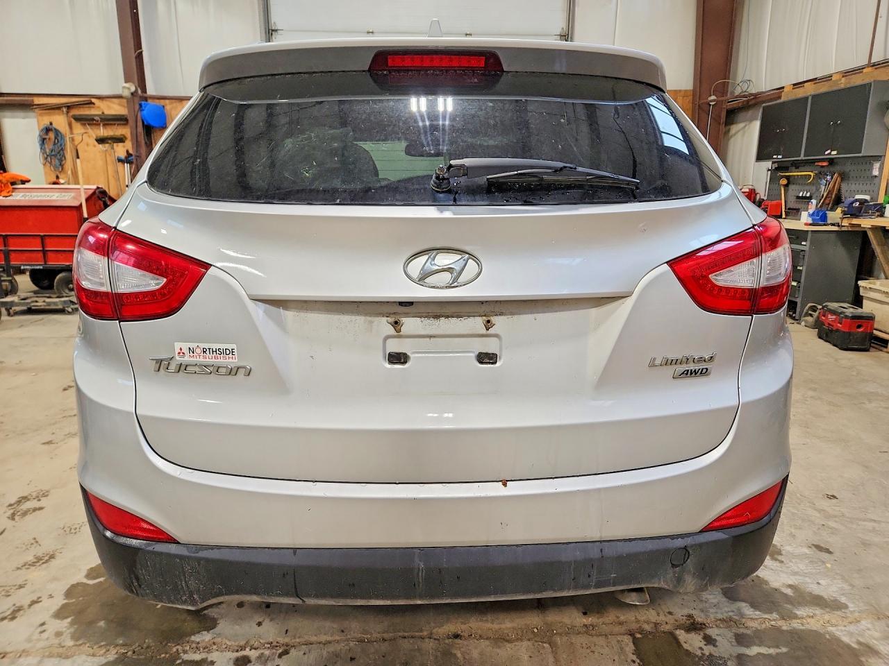 2014 Hyundai Tucson Se Silver vin: KM8JUCAG8EU847348