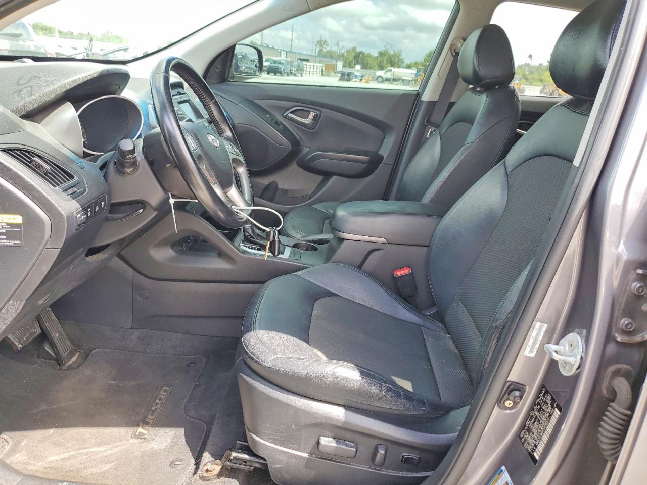 2015 Hyundai Tucson Se Silver vin: KM8JUCAG8FU005806