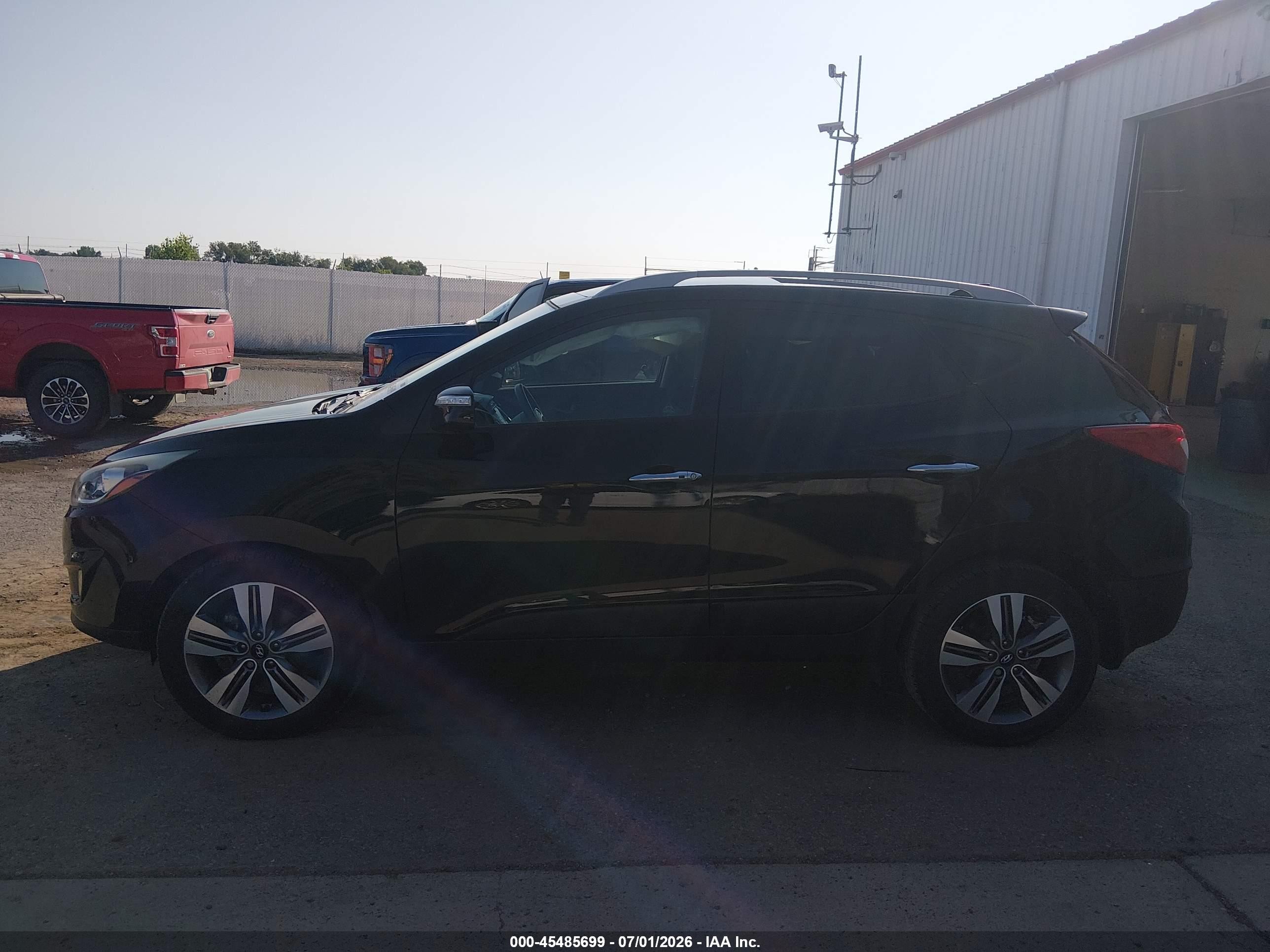 2015 Hyundai Tucson Limited Черный vin: KM8JUCAG9FU068610