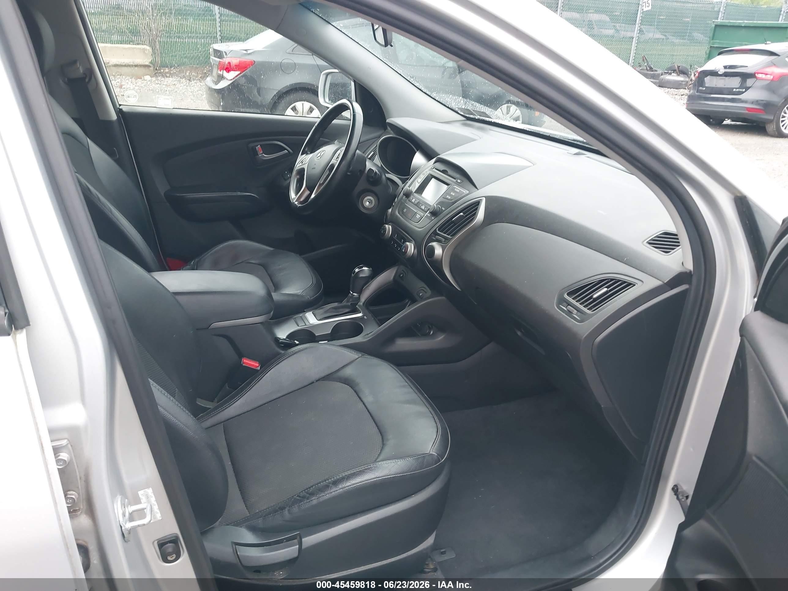 2015 Hyundai Tucson Se Silver vin: KM8JUCAG9FU972926