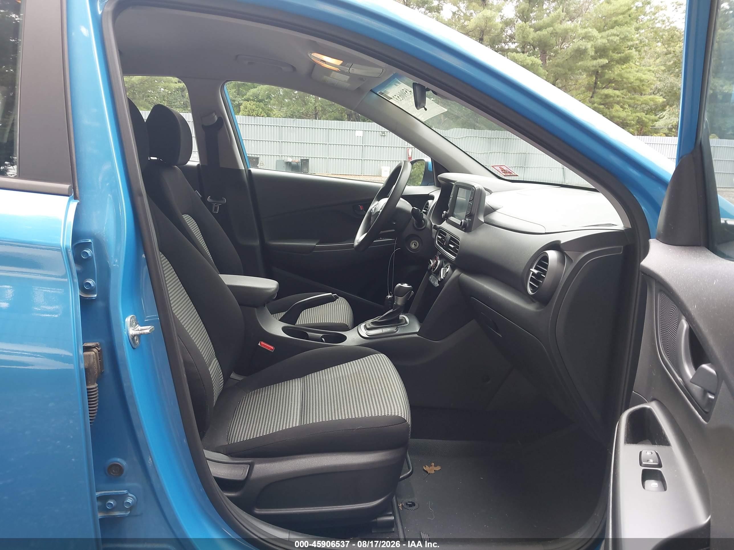 2019 Hyundai Kona Se Синий vin: KM8K12AA2KU242935