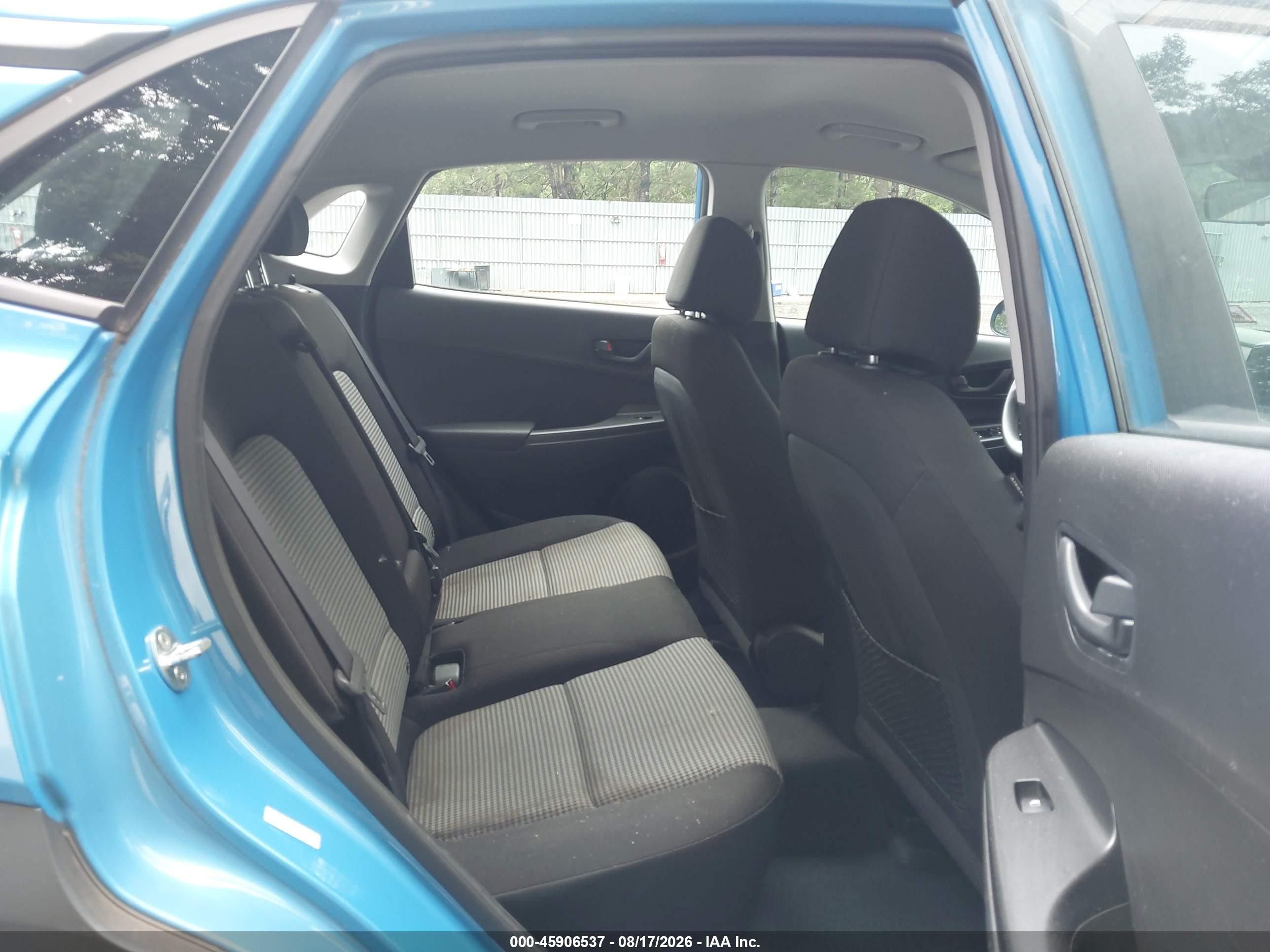 2019 Hyundai Kona Se Синий vin: KM8K12AA2KU242935