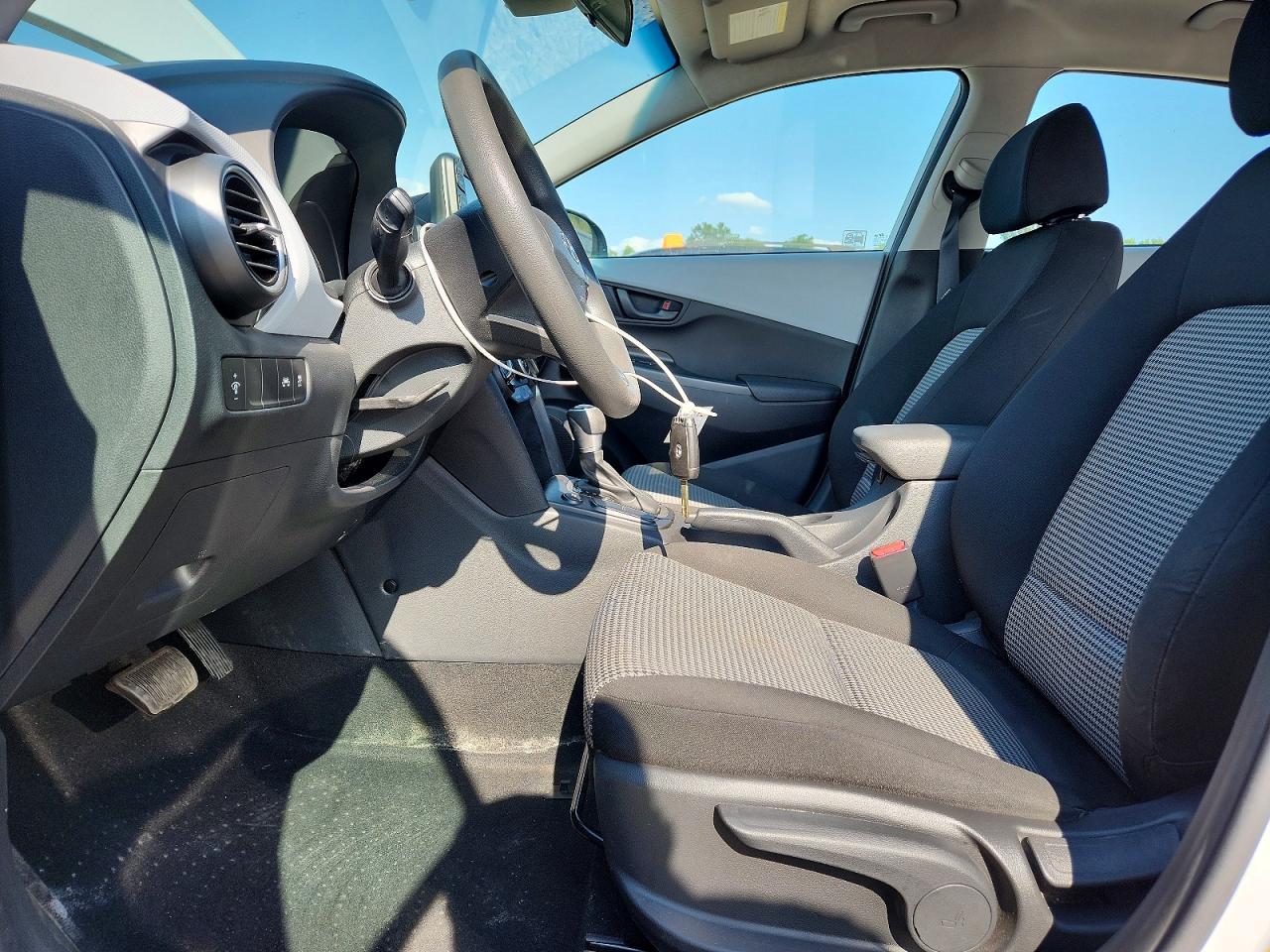 2021 Hyundai Kona Se White vin: KM8K12AA4MU602712