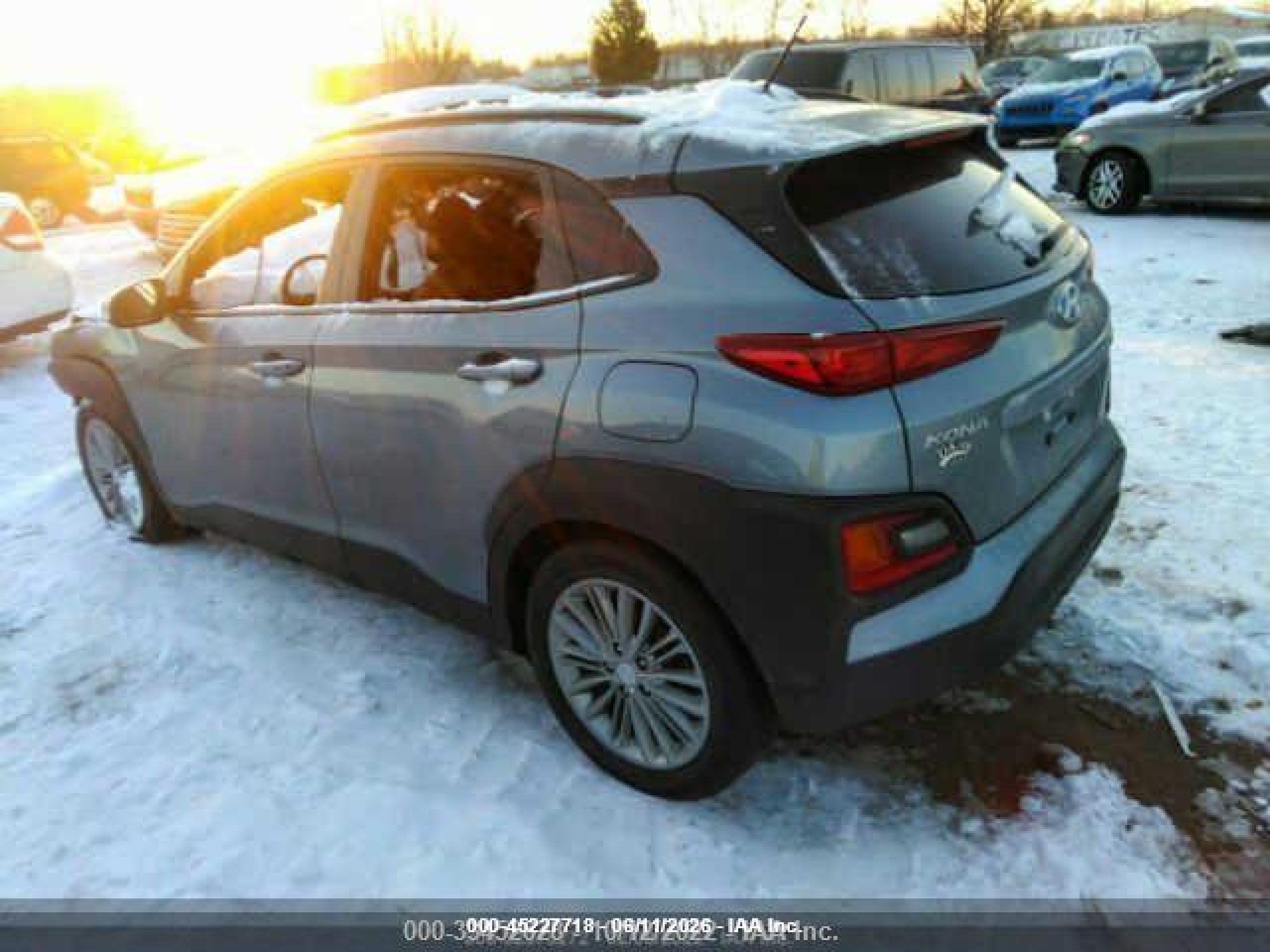 2019 Hyundai Kona Sel Gray vin: KM8K22AA2KU200018