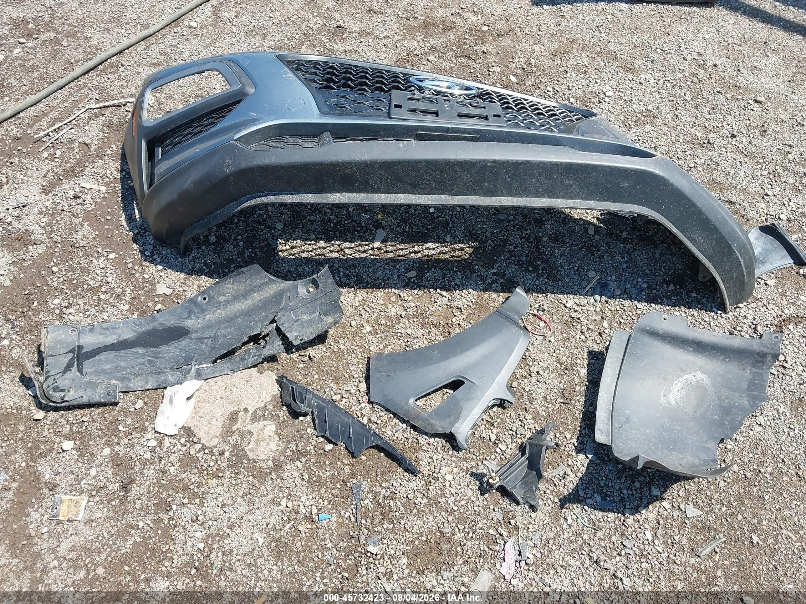 2020 Hyundai Kona Sel Silver vin: KM8K22AA2LU573397