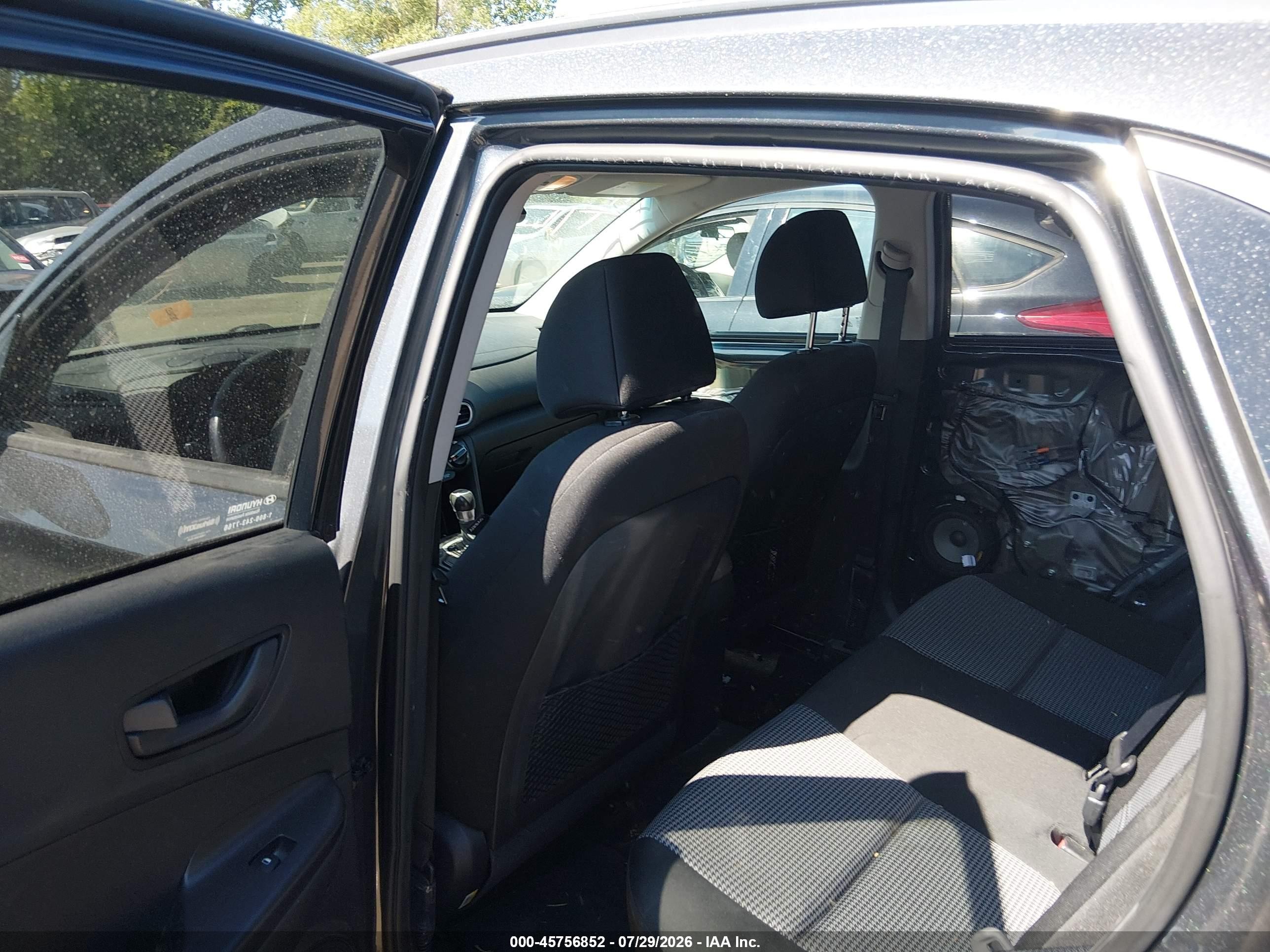 2018 Hyundai Kona Sel Gray vin: KM8K22AA7JU121894