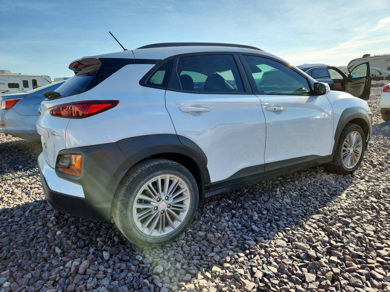 2020 Hyundai Kona Sel White vin: KM8K22AA8LU515374