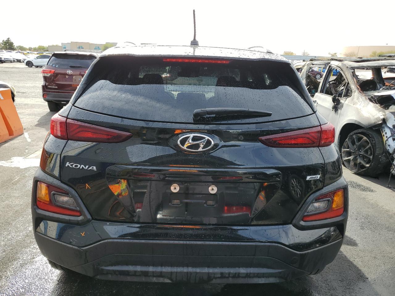2021 Hyundai Kona Sel Черный vin: KM8K2CAA4MU706295 Damage: Rear Bumper, Heavy Scratch, 1 To 2 Inches
