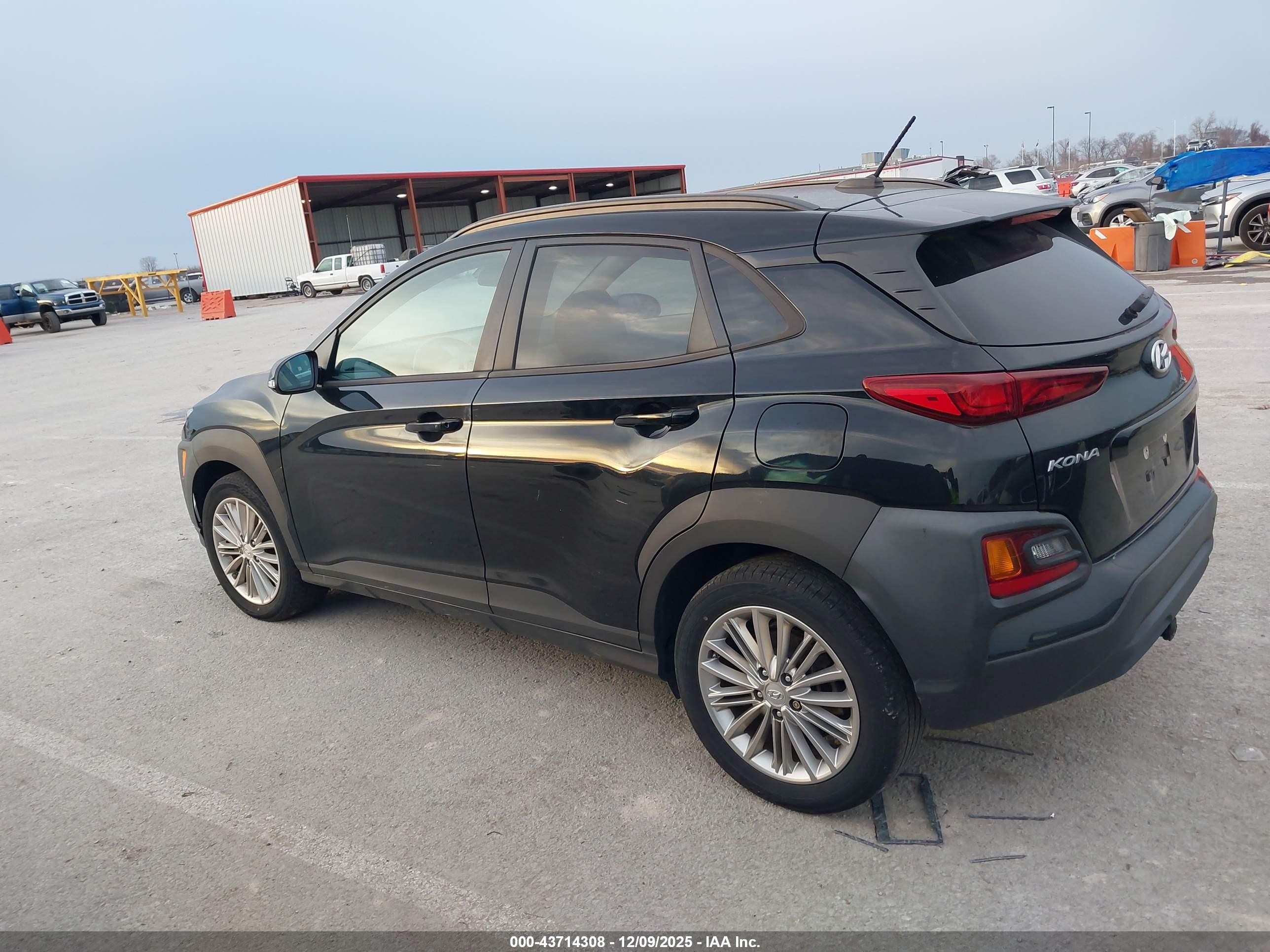 2021 Hyundai Kona Sel Black vin: KM8K2CAAXMU733890