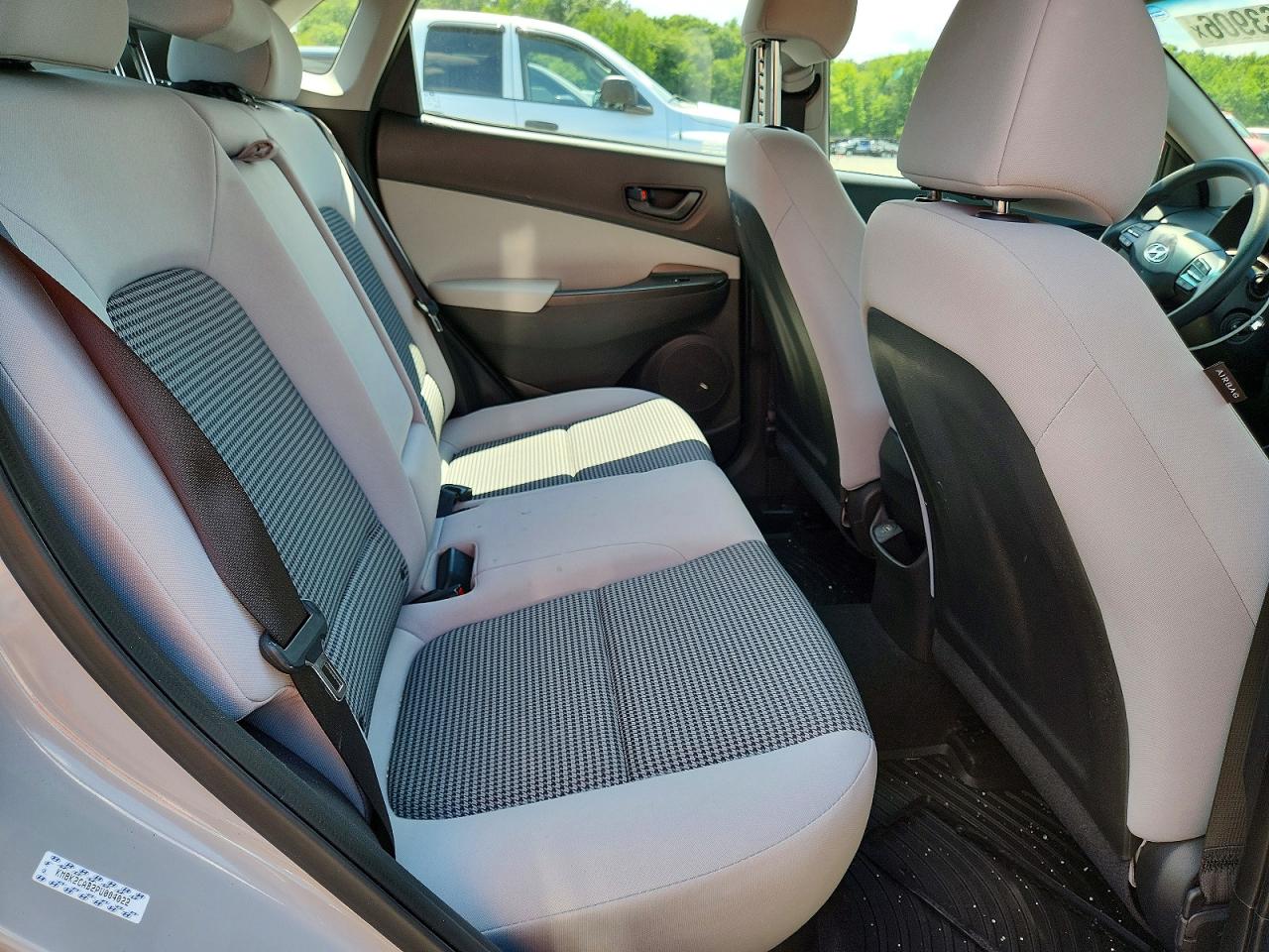 2023 Hyundai Kona Se Gray vin: KM8K2CAB2PU004022