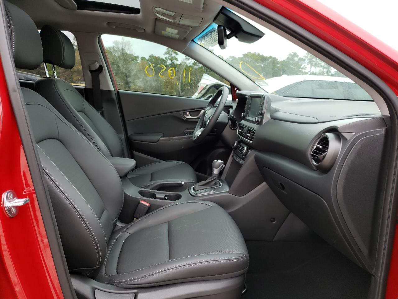 2021 Hyundai Kona Limited Burgundy vin: KM8K33A51MU687768