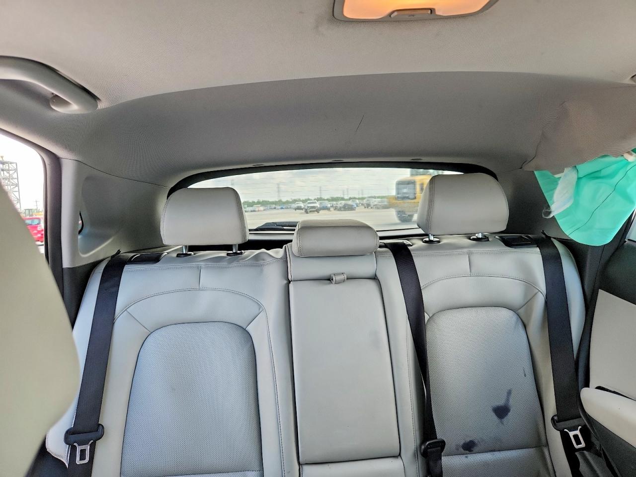 2022 Hyundai Kona Limited Белый vin: KM8K53A35NU753524