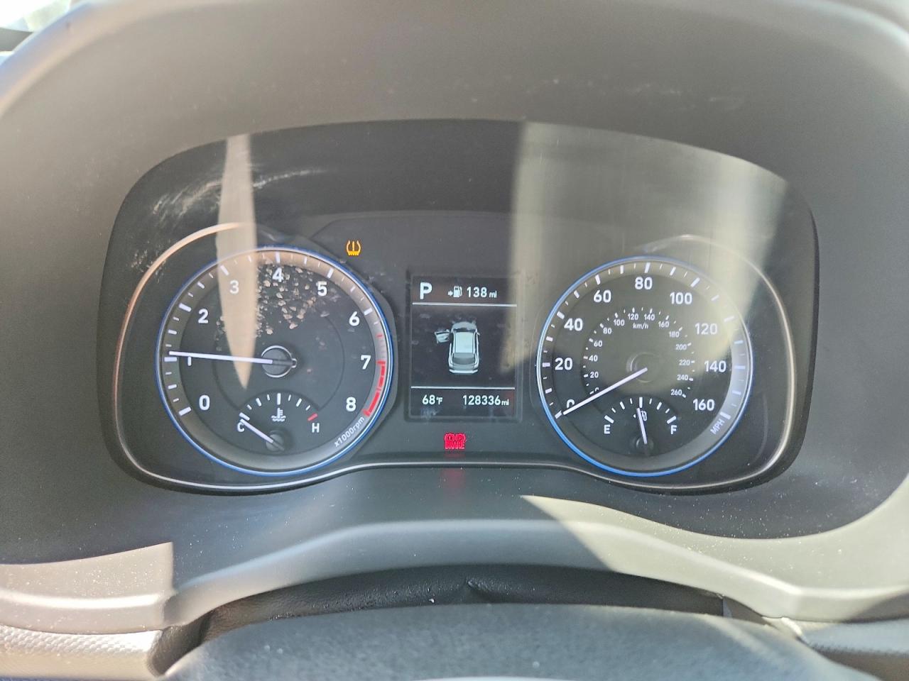 2018 Hyundai Kona Sel White vin: KM8K62AA4JU081634
