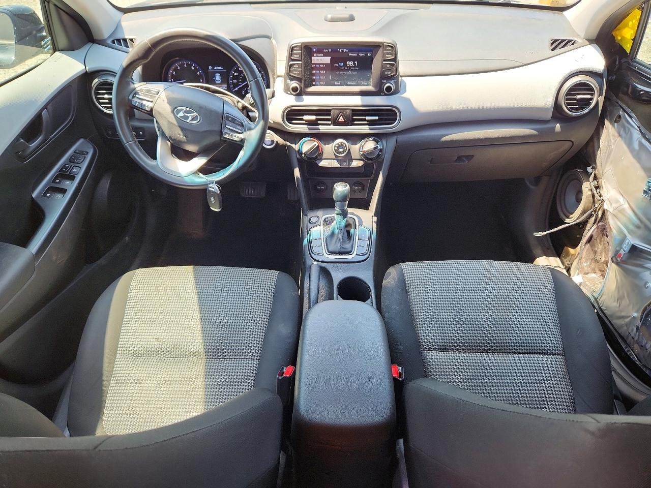 2018 Hyundai Kona Sel Black vin: KM8K62AA5JU075468