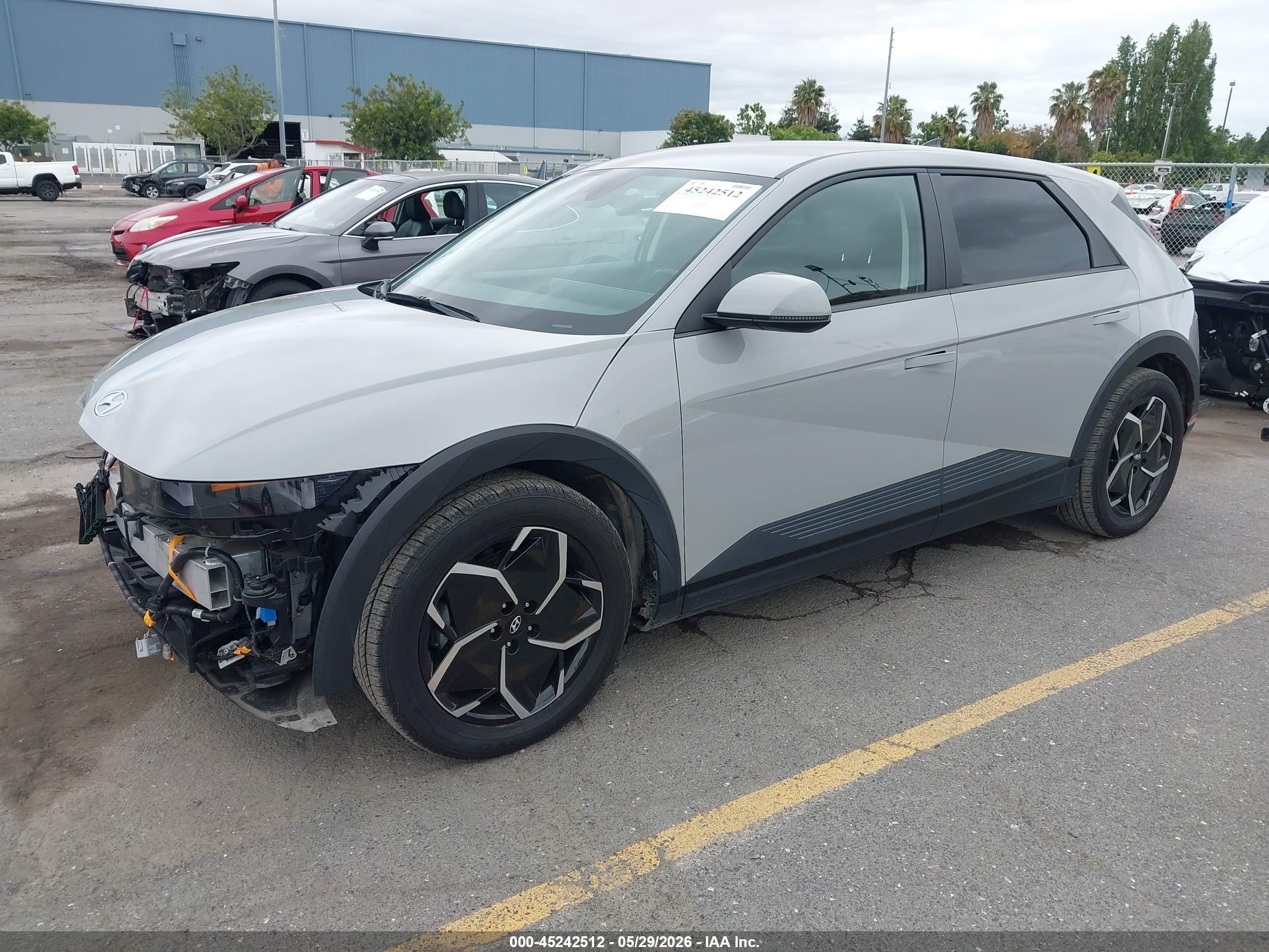 2022 Hyundai Ioniq 5 Se Gray vin: KM8KM4AE0NU112565
