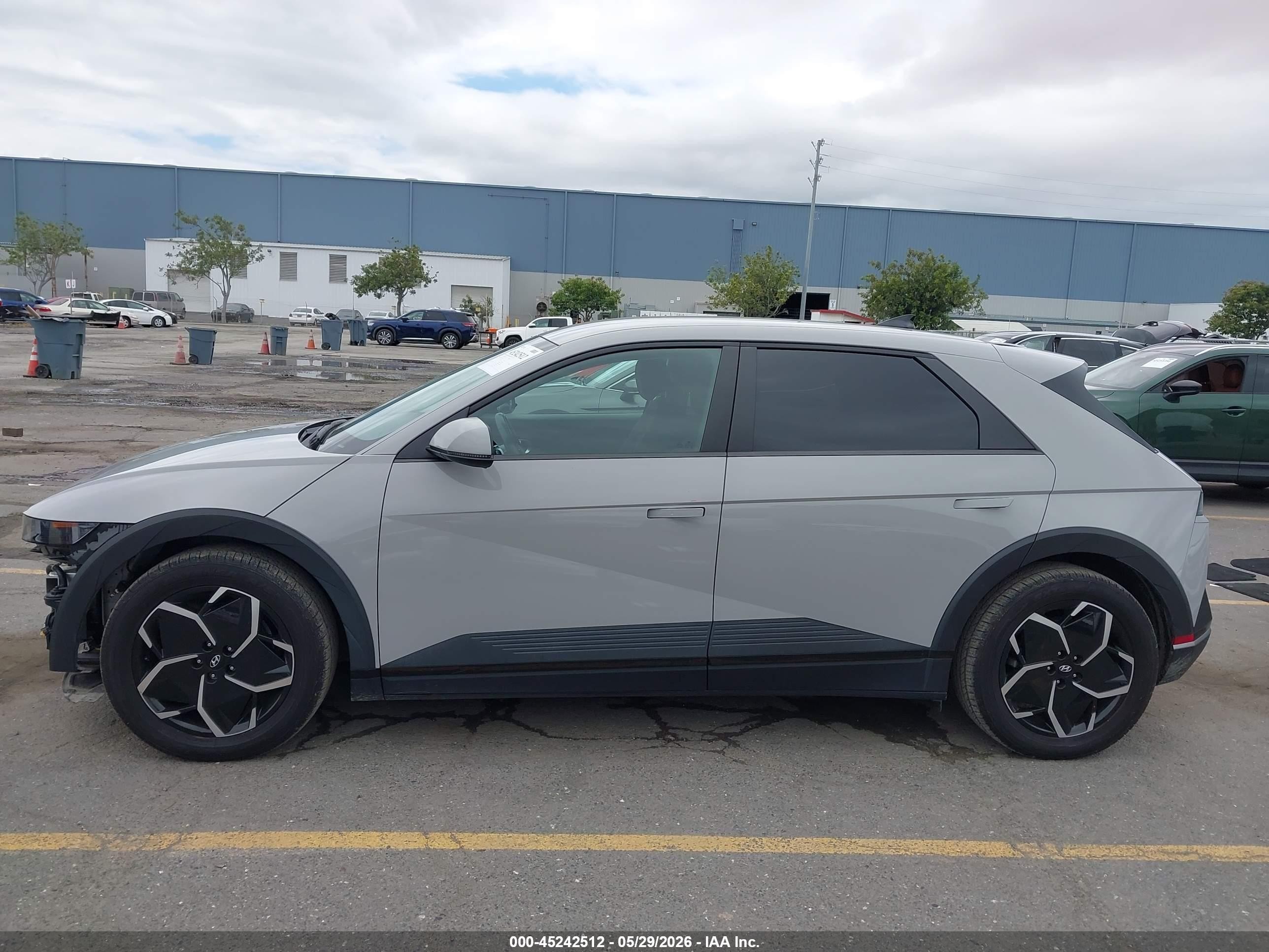 2022 Hyundai Ioniq 5 Se Gray vin: KM8KM4AE0NU112565