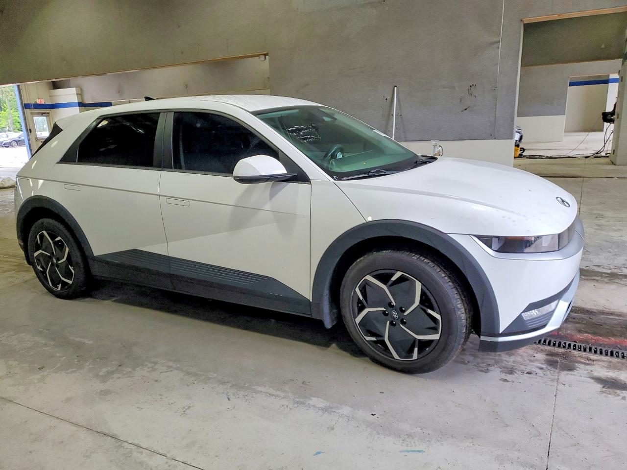 2023 Hyundai Ioniq 5 Se Белый vin: KM8KM4AE5PU146603