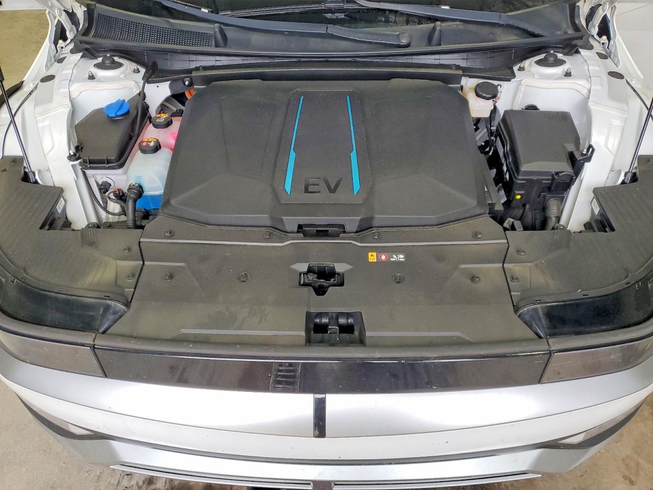 2023 Hyundai Ioniq 5 Se Белый vin: KM8KM4AE5PU146603