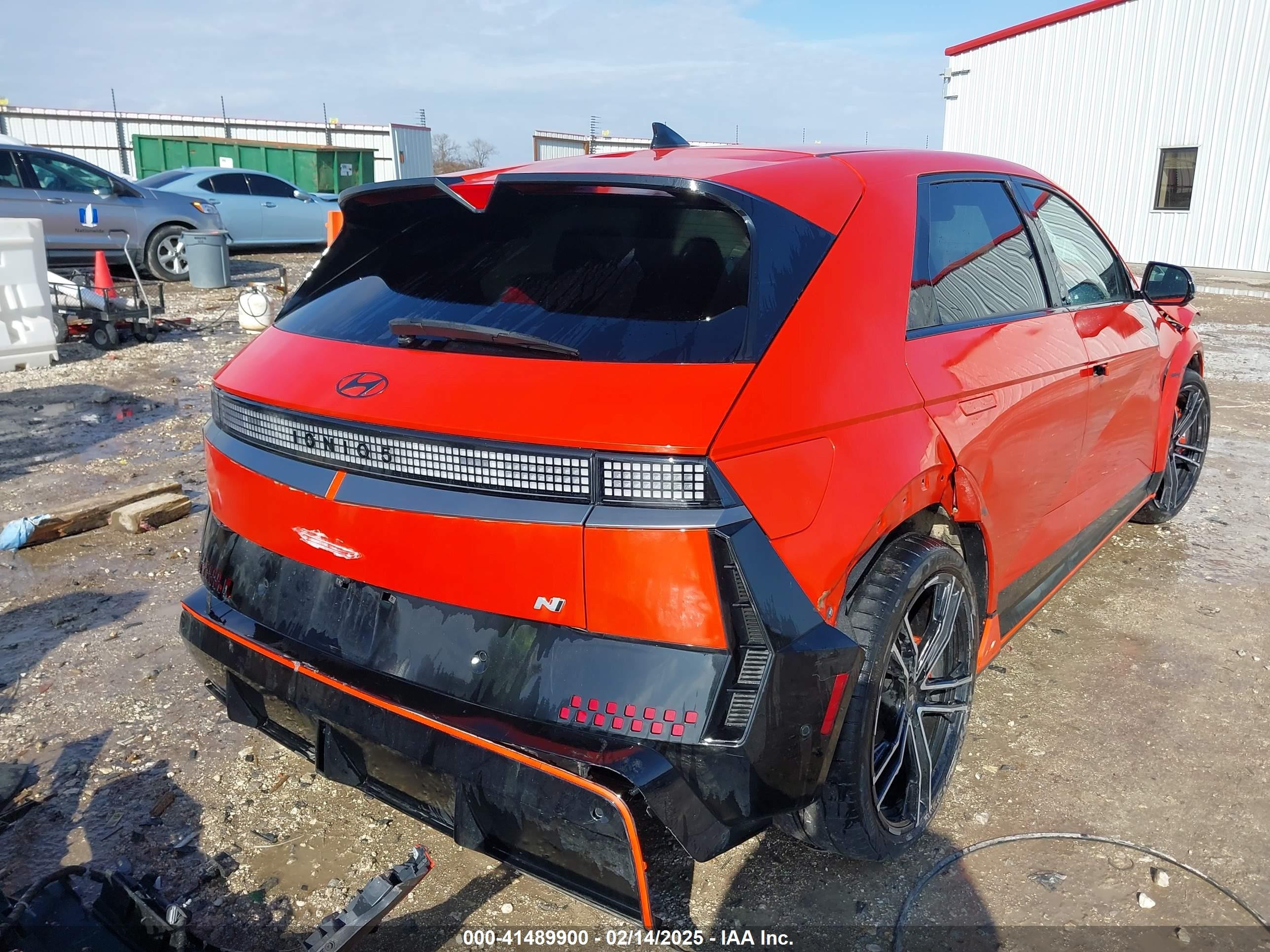 2025 Hyundai Ioniq 5 N   Orange vin: KM8KNDA82SU003401