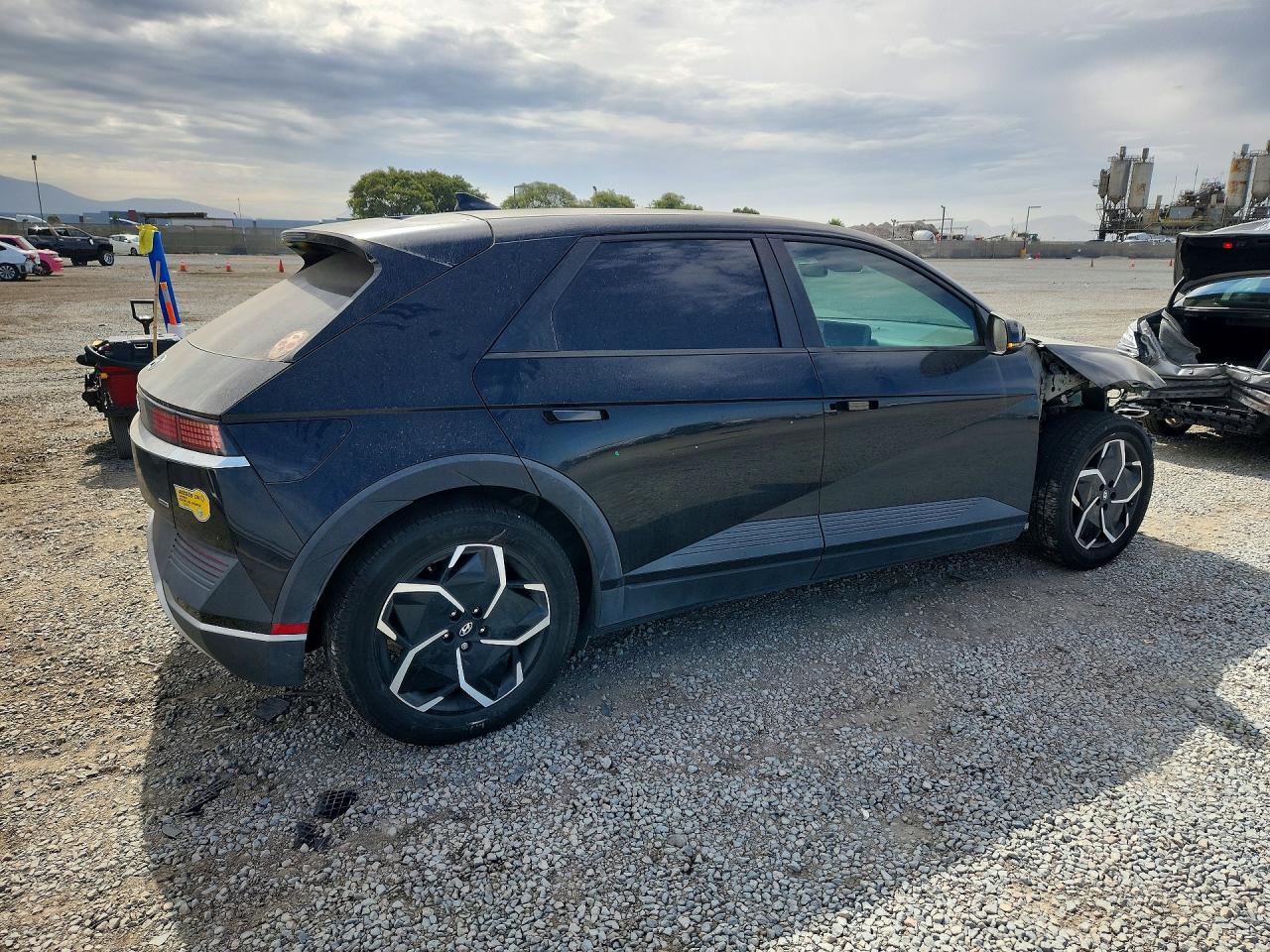 2022 Hyundai Ioniq 5 Sel Charcoal vin: KM8KNDAF8NU093737