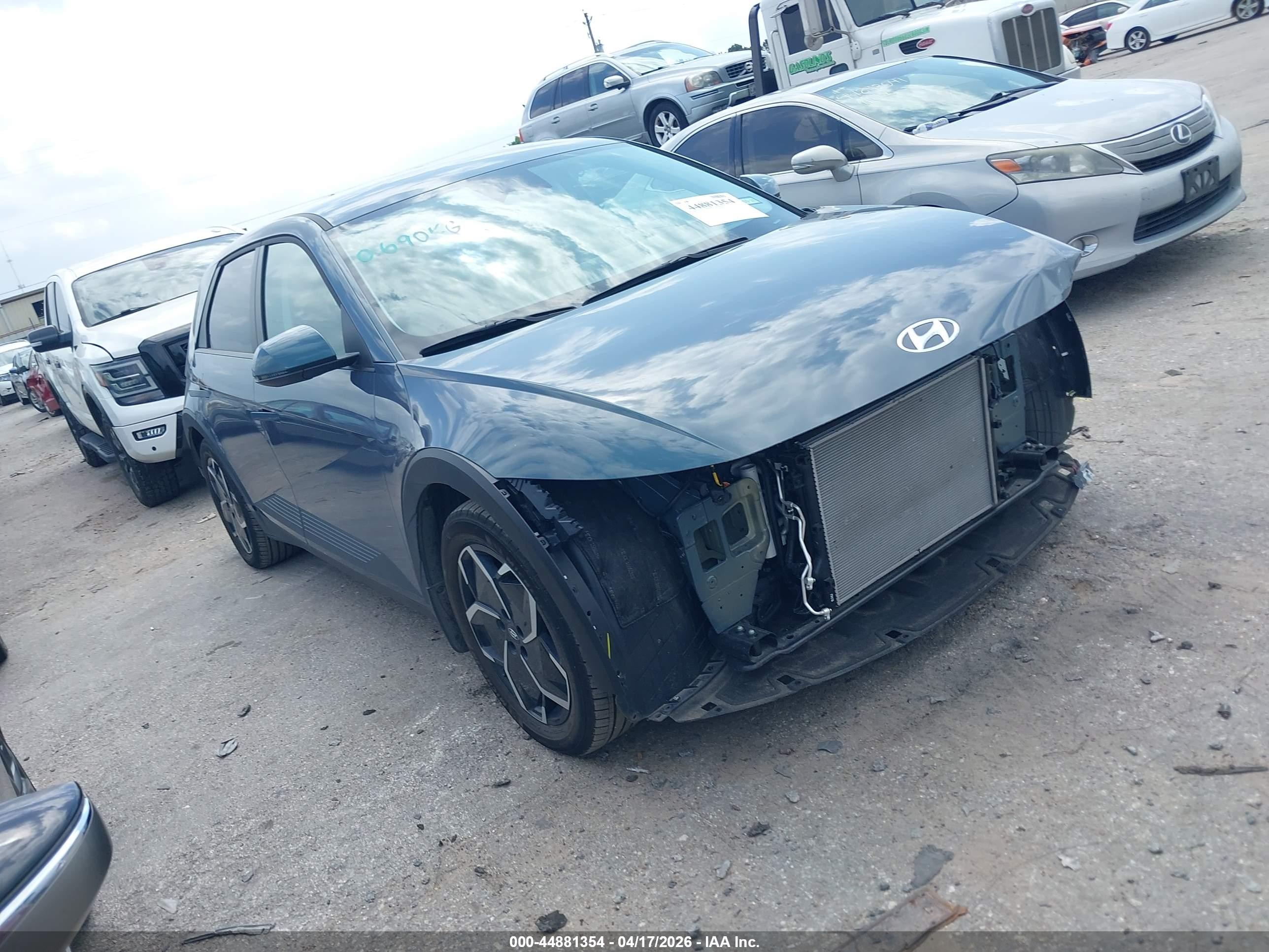 2024 Hyundai Ioniq 5 Sel Blue vin: KM8KNDDF3RU271619