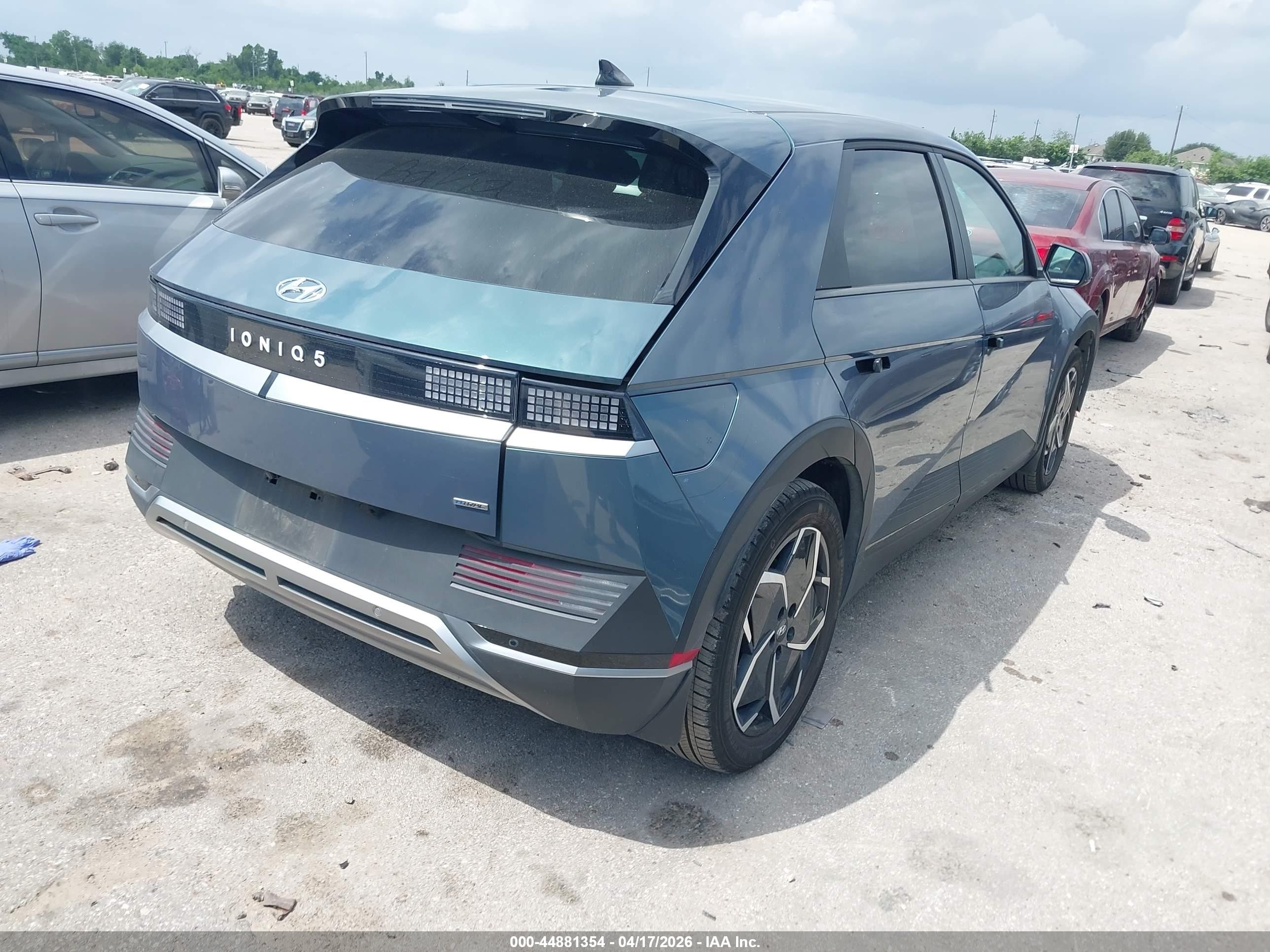 2024 Hyundai Ioniq 5 Sel Blue vin: KM8KNDDF3RU271619