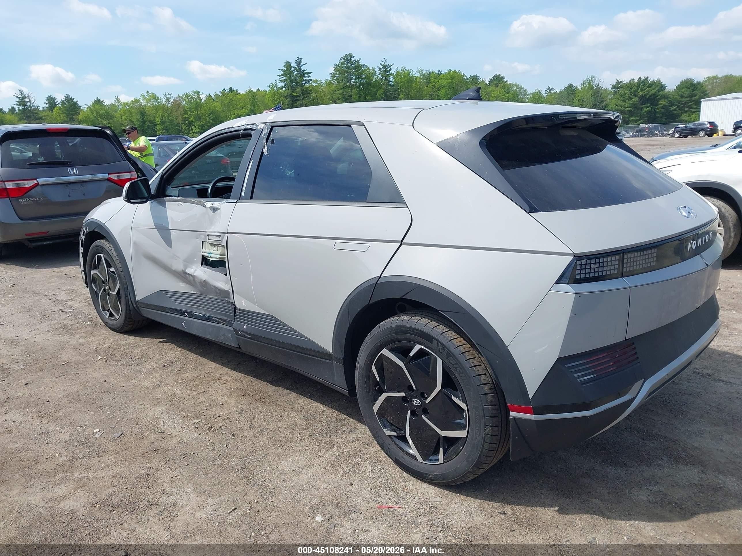 2024 Hyundai Ioniq 5 Sel Gray vin: KM8KNDDF8RU266285
