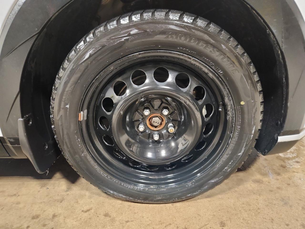 2024 Hyundai Ioniq 5 Sel Серый vin: KM8KNDDF9RU311850 Damage: Right Front Wheel Cover, Missing, Replacement Required