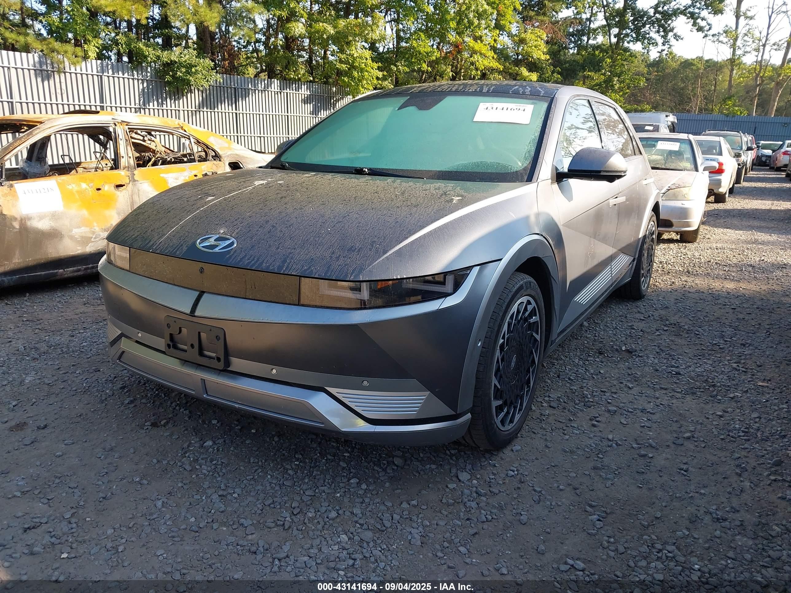 2022 Hyundai Ioniq 5 Limited Gray vin: KM8KRDAF0NU063863