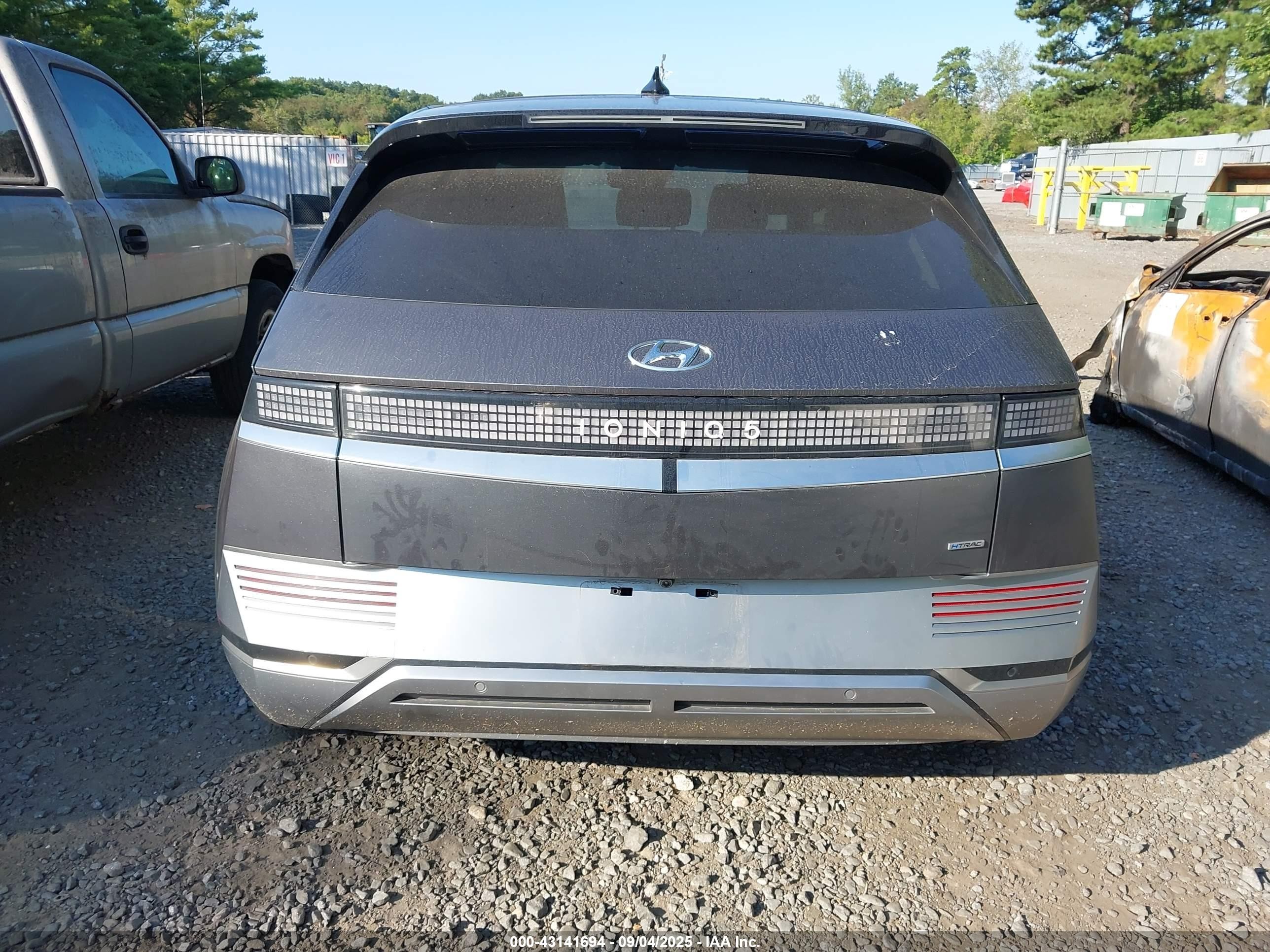 2022 Hyundai Ioniq 5 Limited Gray vin: KM8KRDAF0NU063863