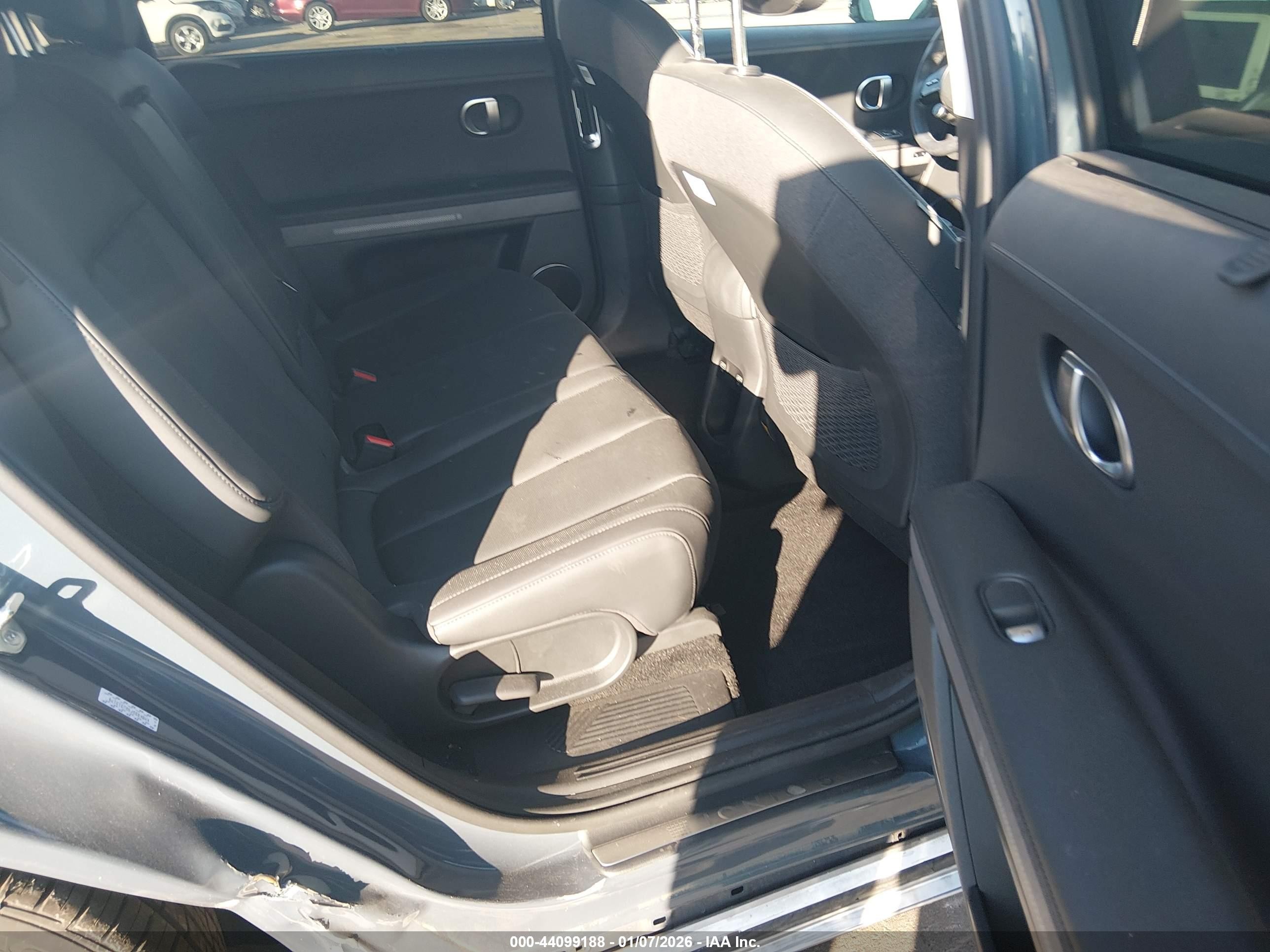 2024 Hyundai Ioniq 5 Limited Gray vin: KM8KRDDF9RU313179