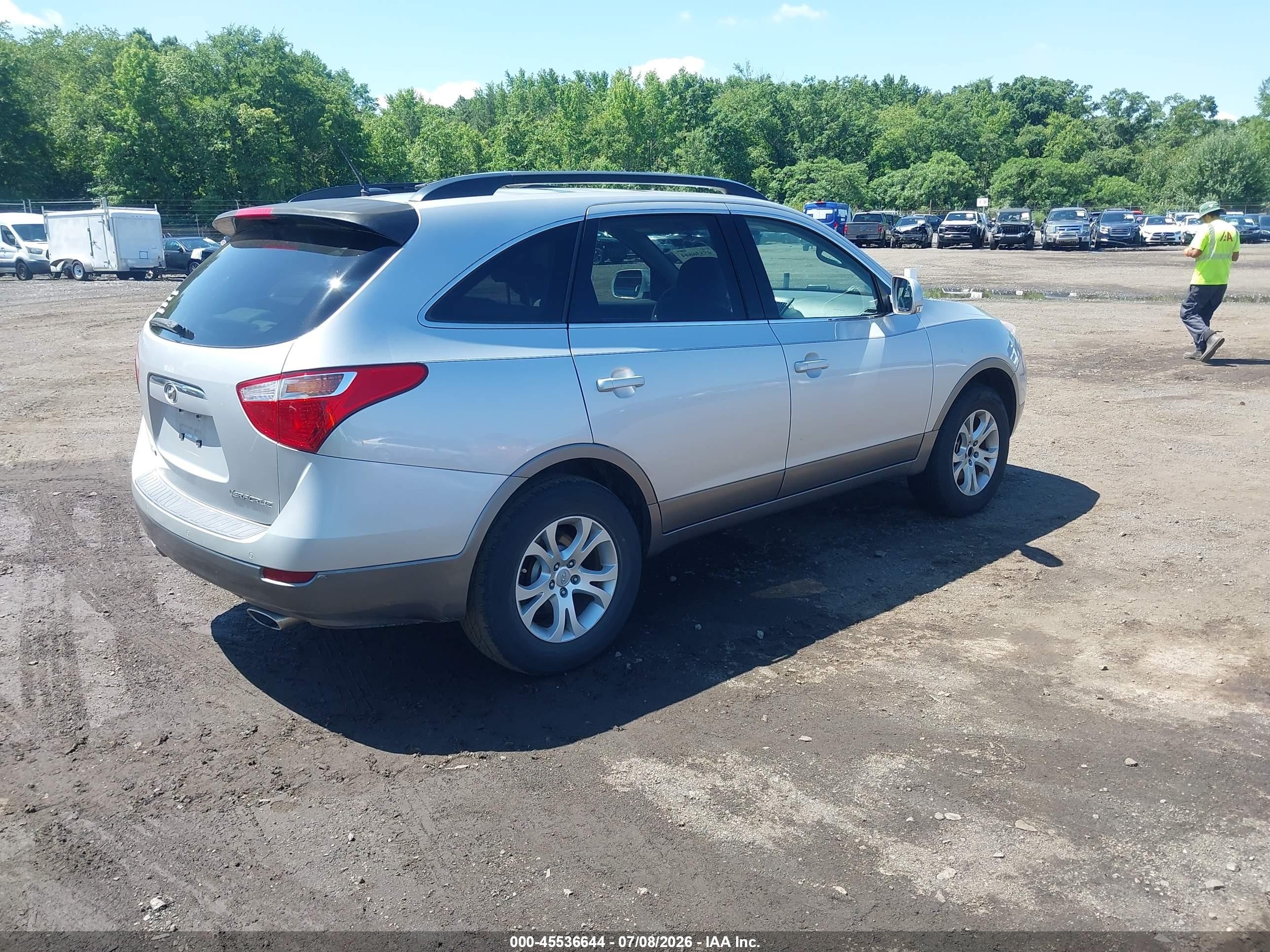 2011 Hyundai Veracruz Gls Silver vin: KM8NU4CC0BU143335