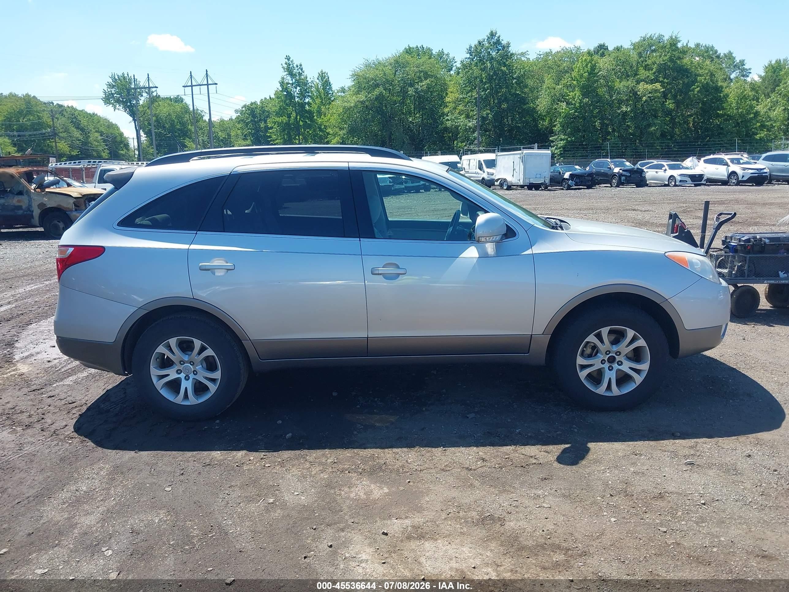 2011 Hyundai Veracruz Gls Silver vin: KM8NU4CC0BU143335