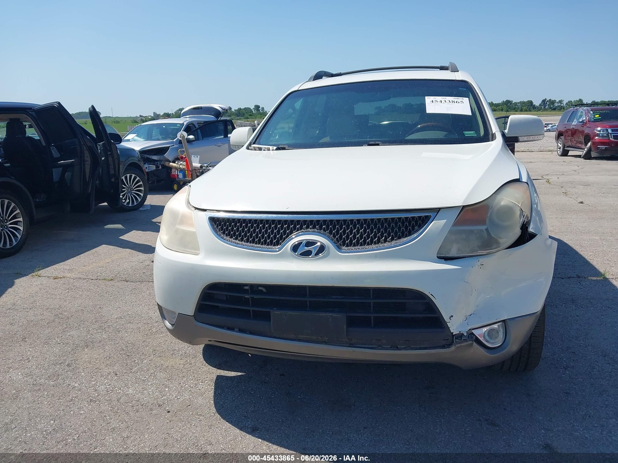 2010 Hyundai Veracruz Limited White vin: KM8NU4CC1AU104297