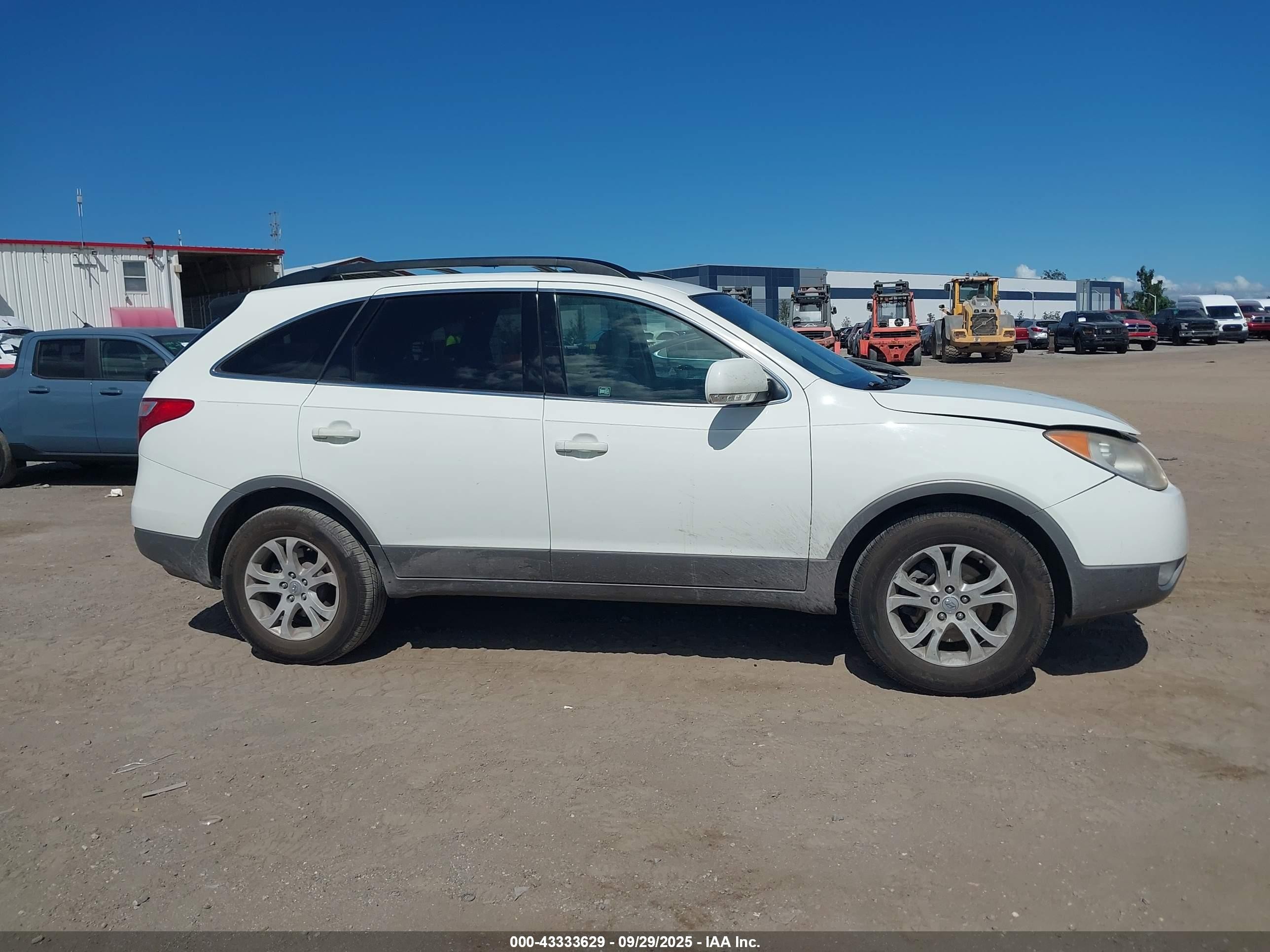 2011 Hyundai Veracruz Gls White vin: KM8NU4CC1BU140315