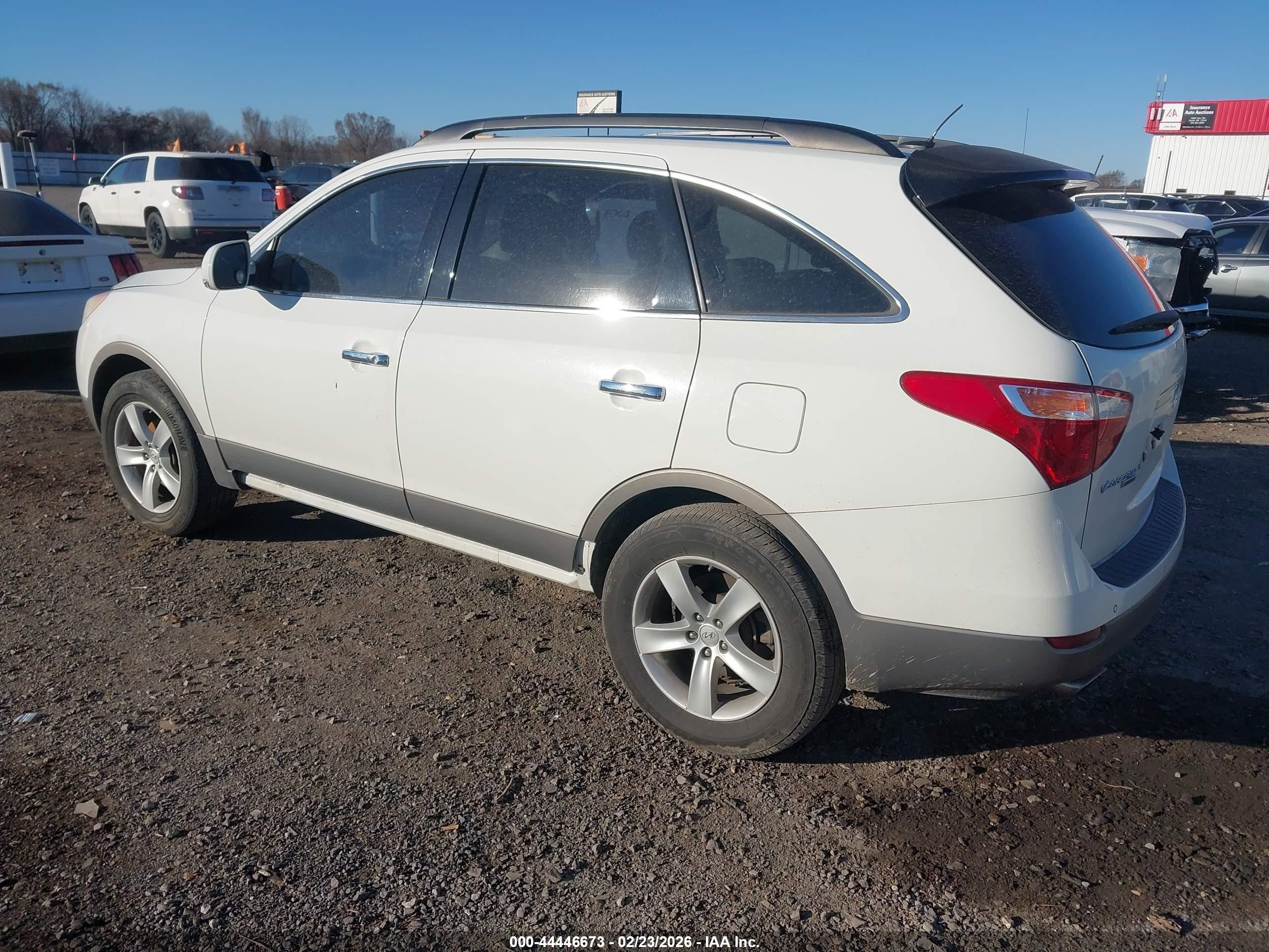 2011 Hyundai Veracruz Limited White vin: KM8NU4CC2BU166888