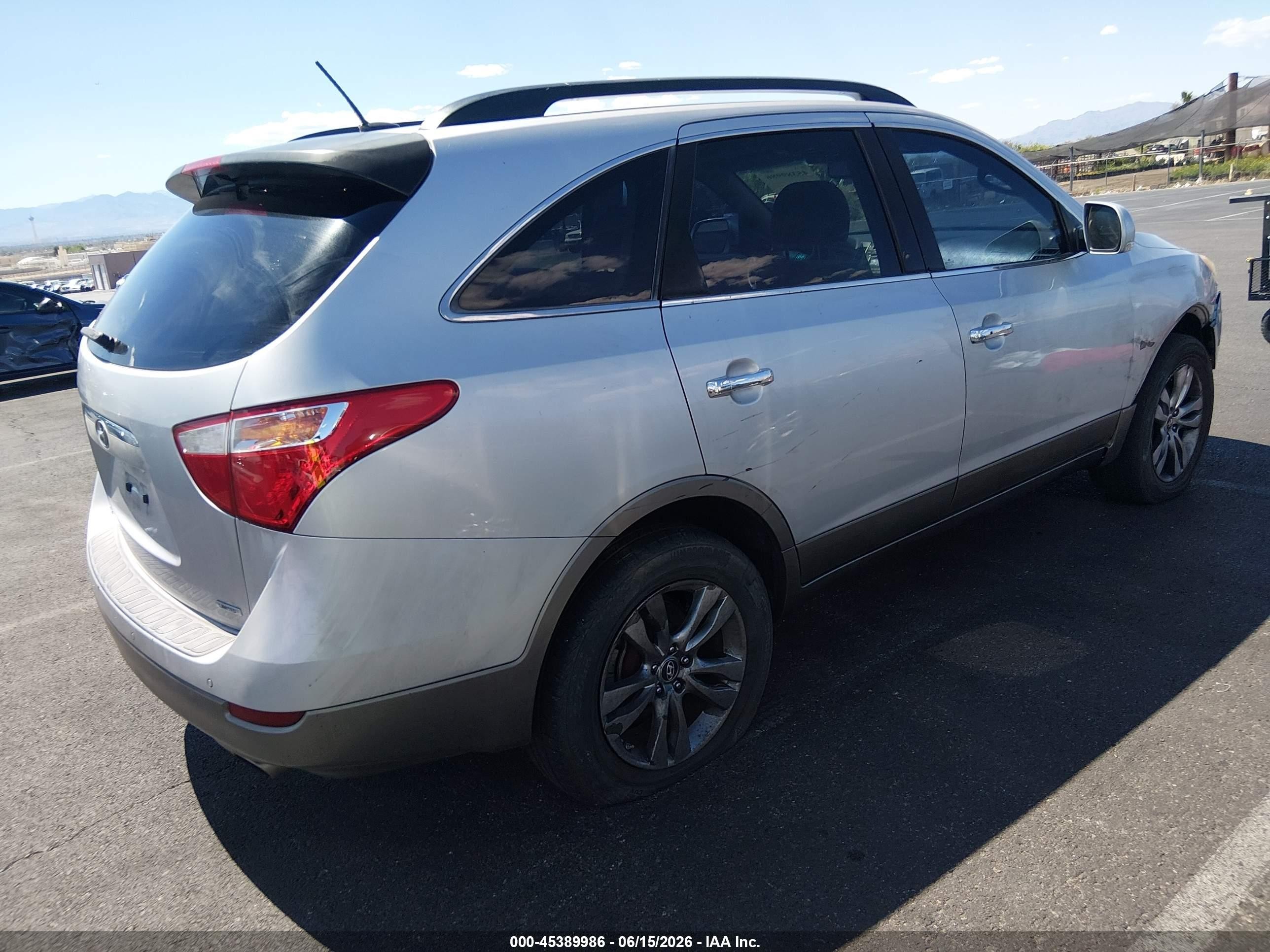 2012 Hyundai Veracruz Limited Silver vin: KM8NU4CC2CU202046