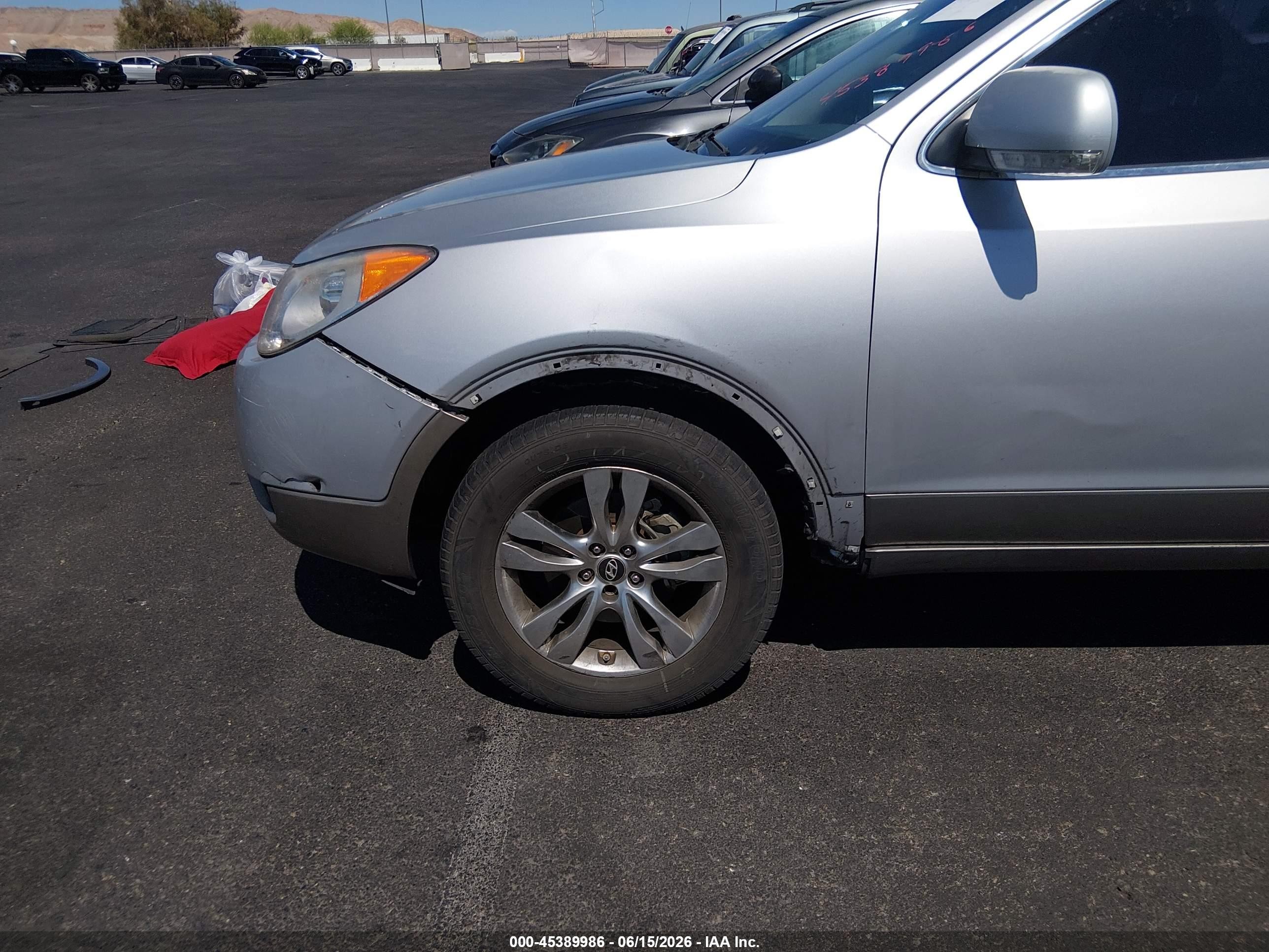 2012 Hyundai Veracruz Limited Silver vin: KM8NU4CC2CU202046