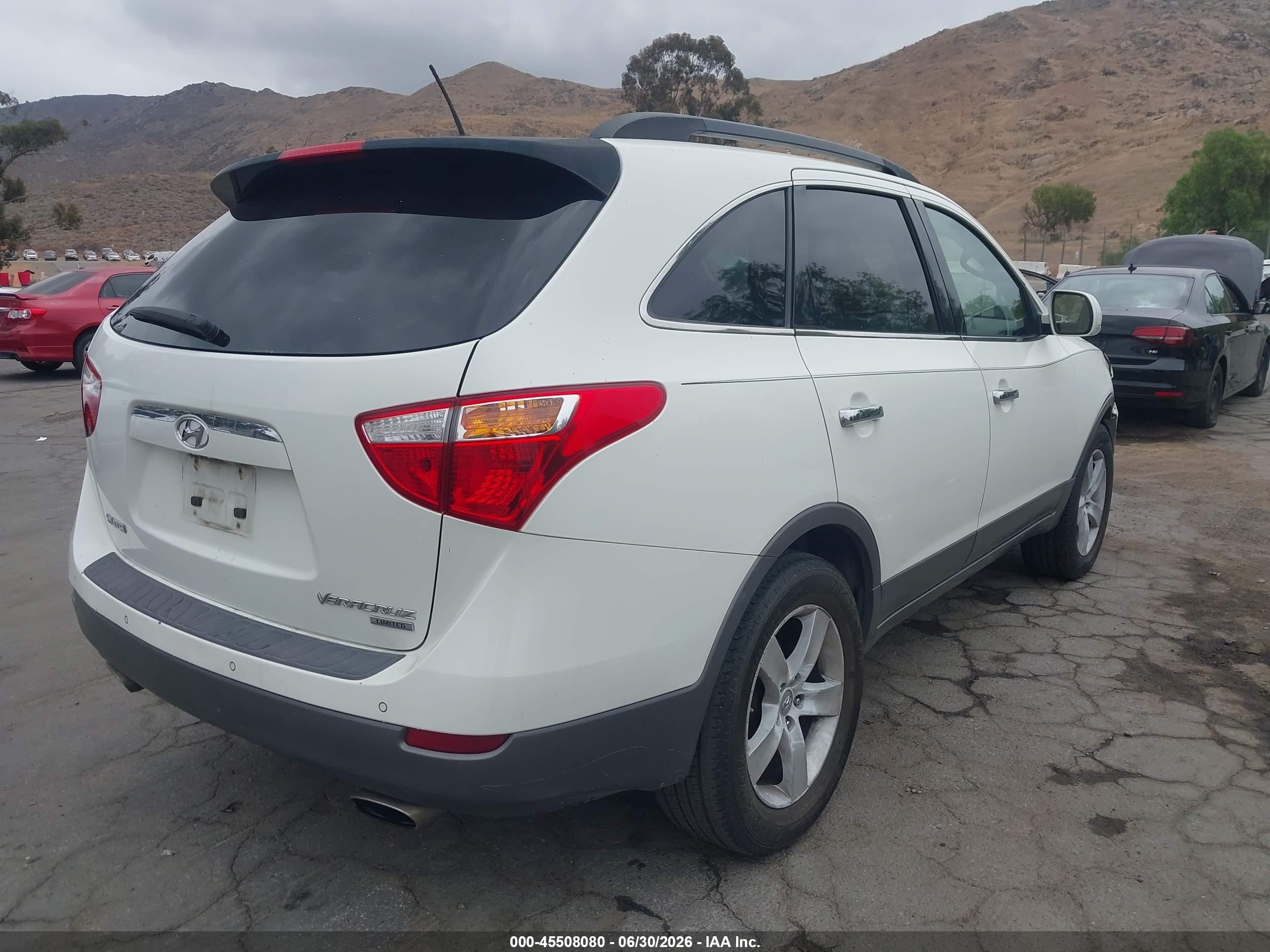 2010 Hyundai Veracruz Limited White vin: KM8NU4CC3AU101353